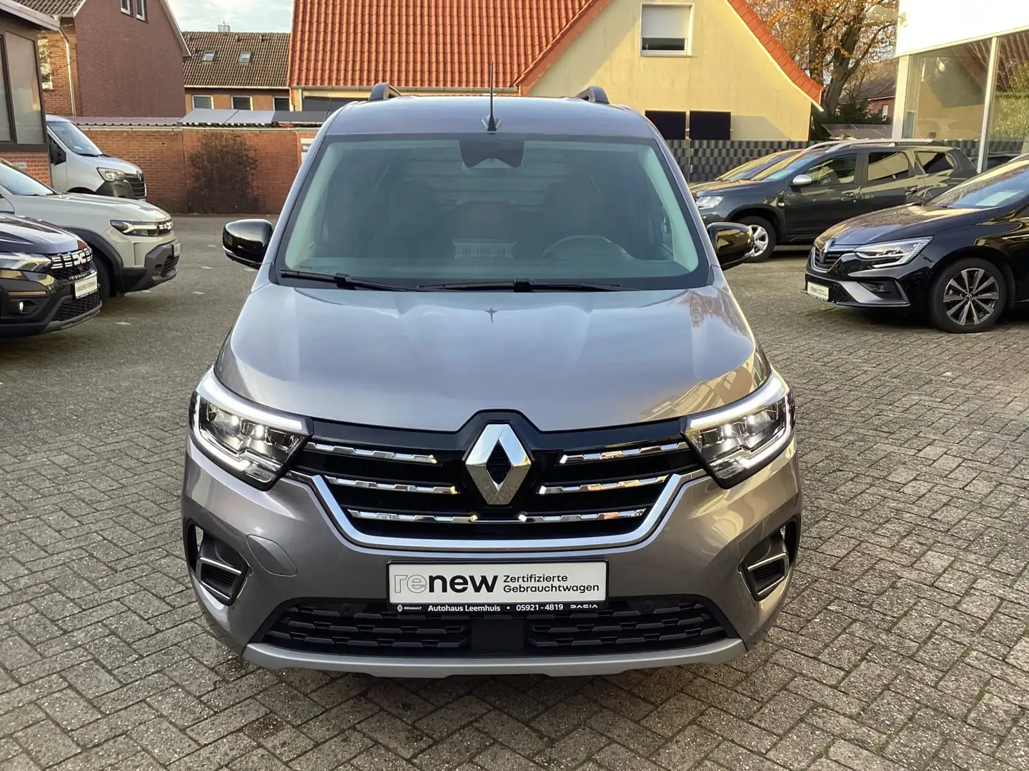 Renault Kangoo Techno 1.3 TCe 130 Grau - 2