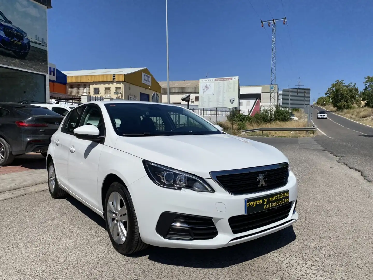 Peugeot 308 1.5BlueHDi S&S Active 100 Weiß - 2