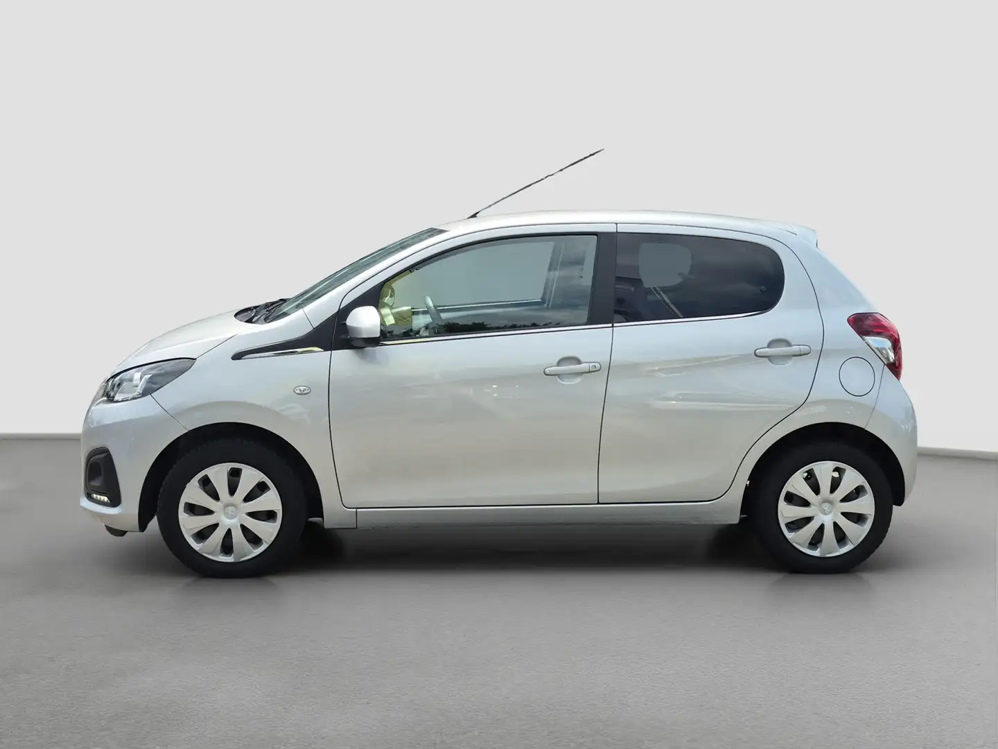 Peugeot 108 1.0 e-VTi Active | Airco | Bluetooth telefoonvoorb Grijs - 2