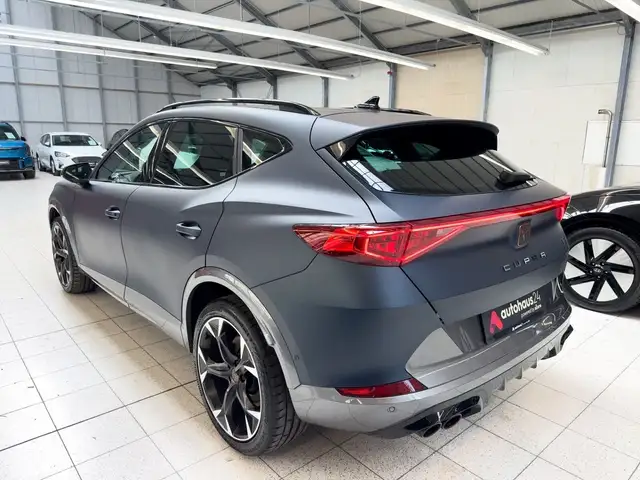 Cupra Formentor view 4