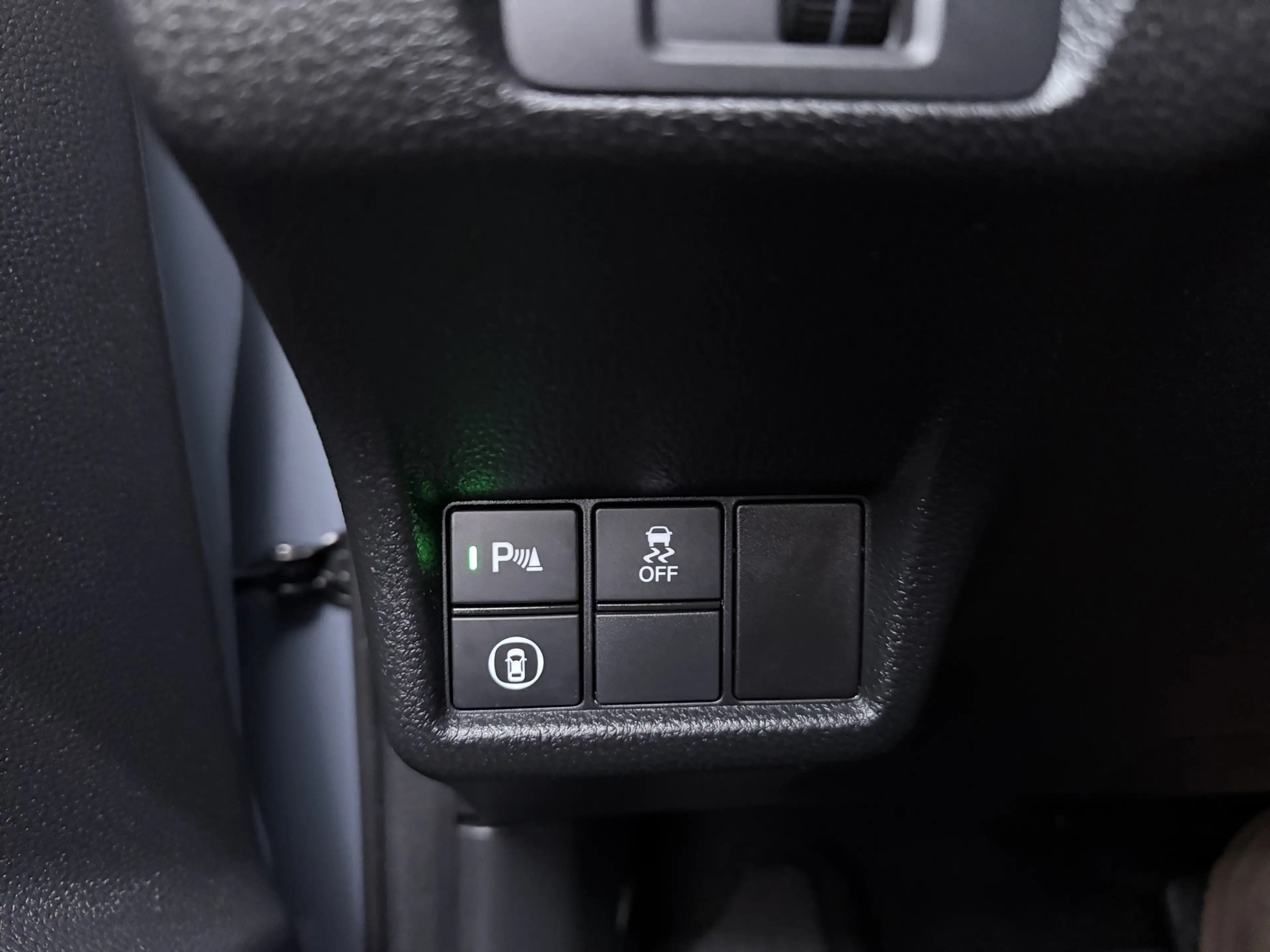 Honda Civic 2.0 e:HEV Elegance — photo 6