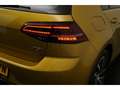 Volkswagen Golf 1.5 TSI Highline | Panoramadak | Stoelverwarming | Geel - thumbnail 25