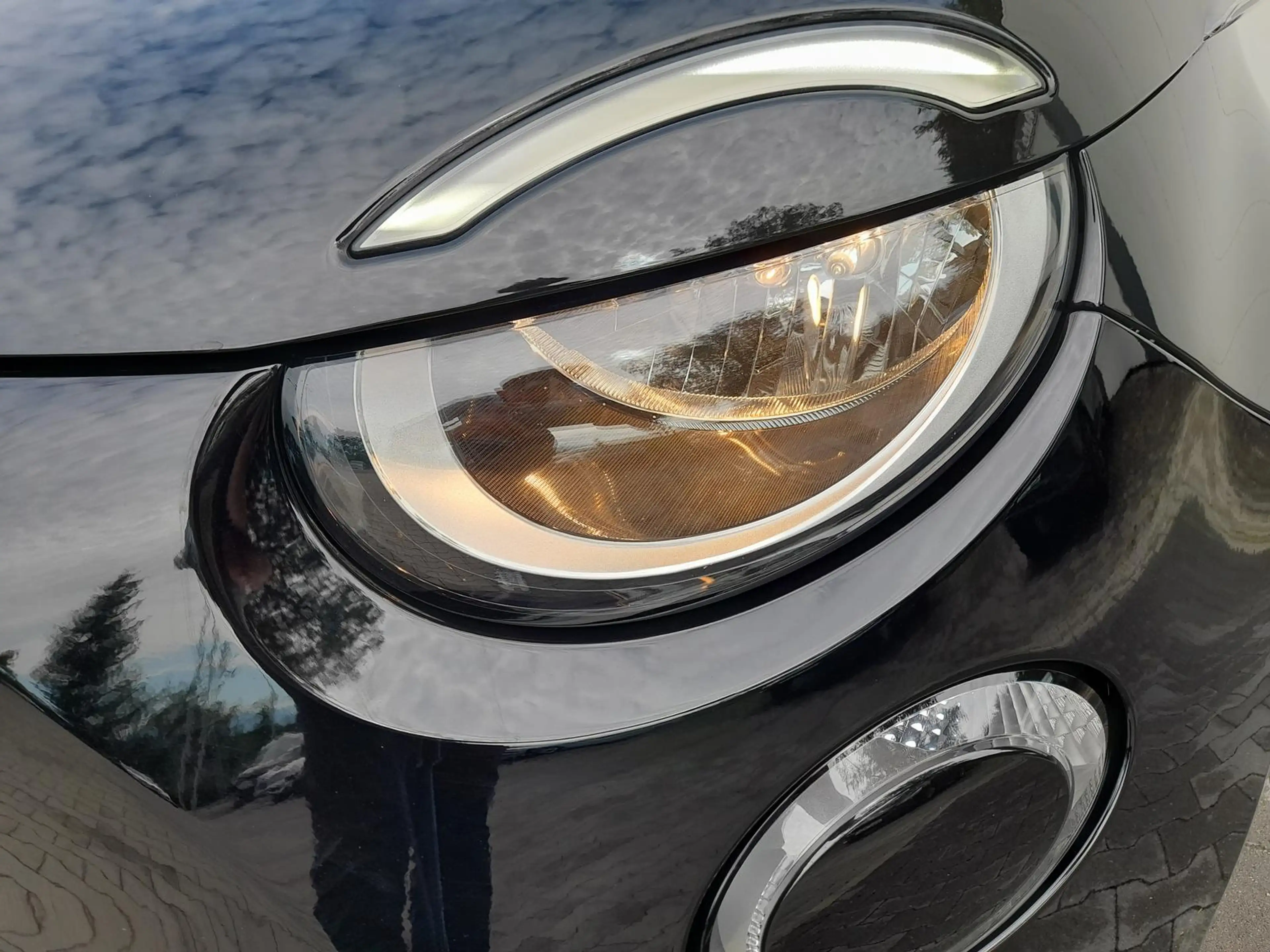 Fiat 500e 500 e NAVI/APP~SHZ~RFK~ALU~DAB~2xPDC~KLIMAAUTO — photo 11