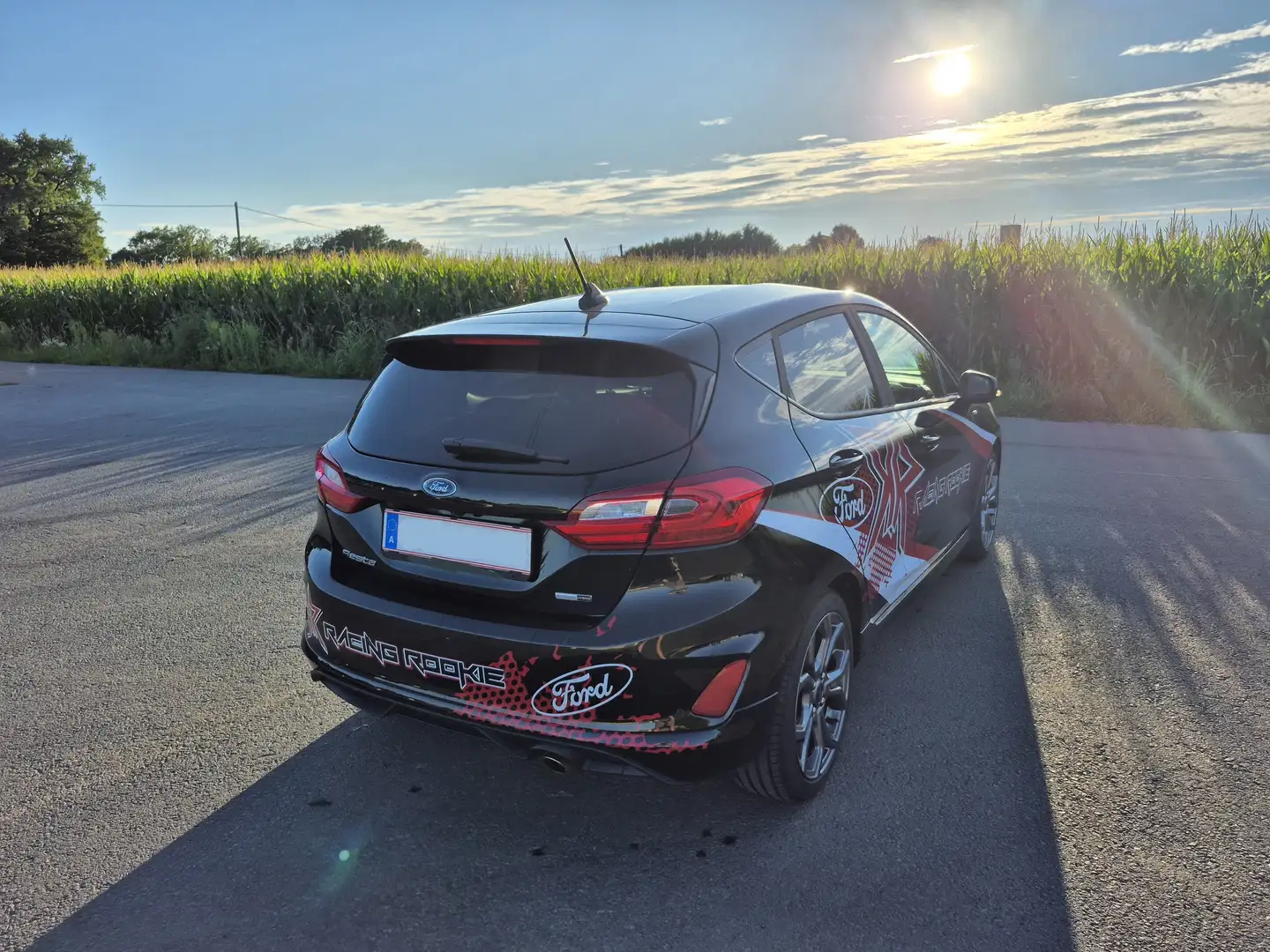 Ford Fiesta ST-Line 1,0 EcoBoost Hybrid Start/Stop ST-Line Schwarz - 2