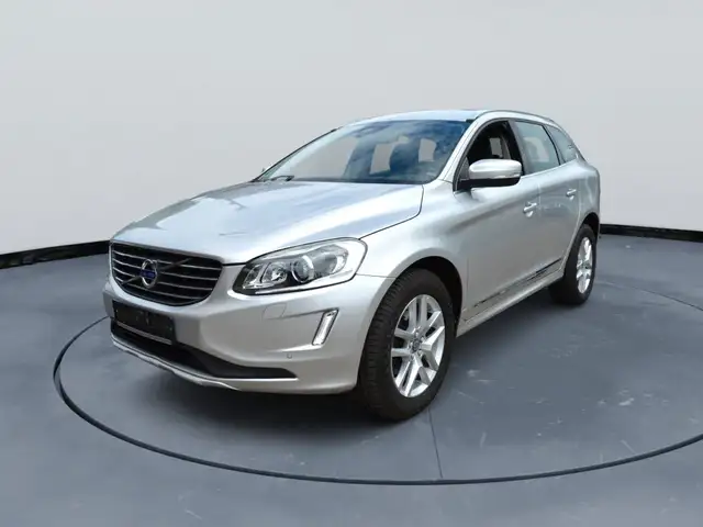 Volvo XC60 view 6