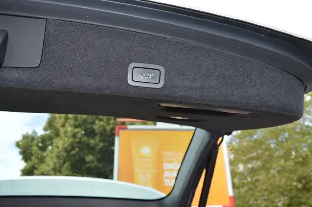 Volvo XC60 view 10