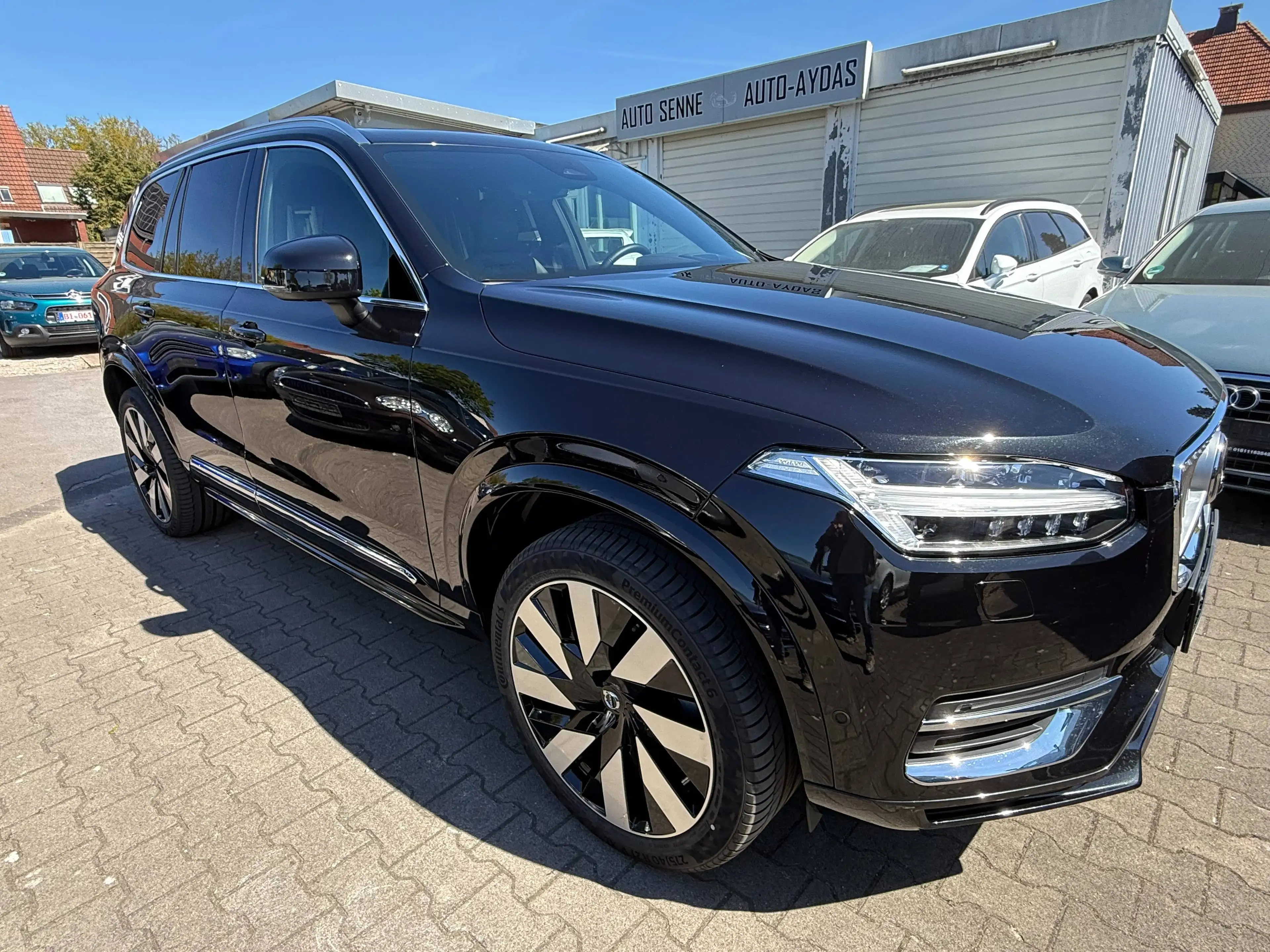 Volvo XC90 T8 Ultra Bright Recharge Plug-In Hybrid AWD 7 Sitz — photo 2
