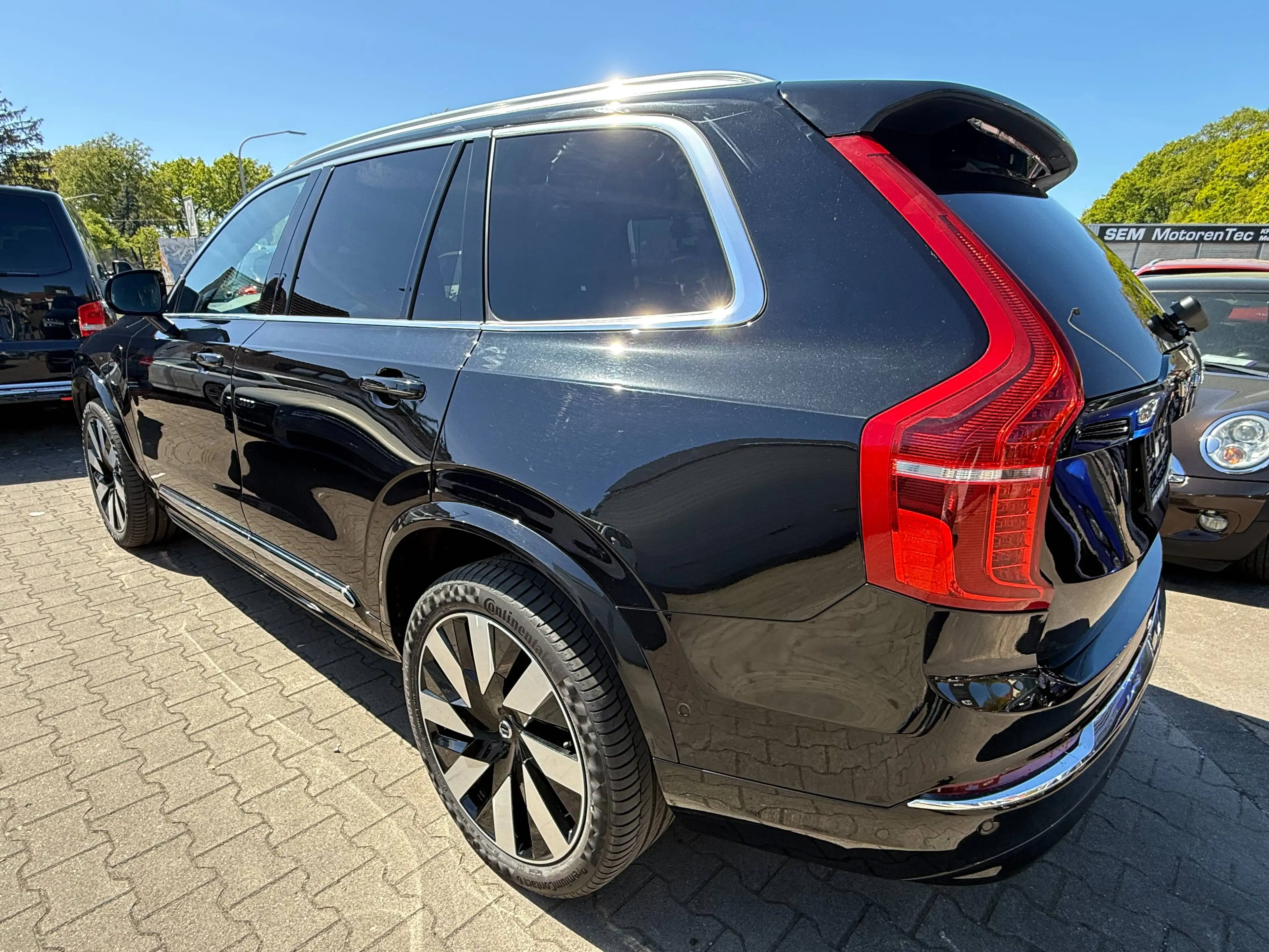 Volvo XC90 T8 Ultra Bright Recharge Plug-In Hybrid AWD 7 Sitz — photo 5