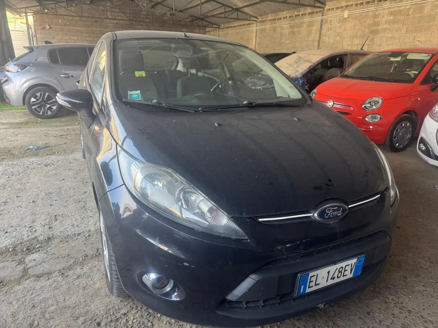 Ford Fiesta Fiesta VI 2008 5p 1.4 tdci Titanium c/esp E5 Schwarz - 1
