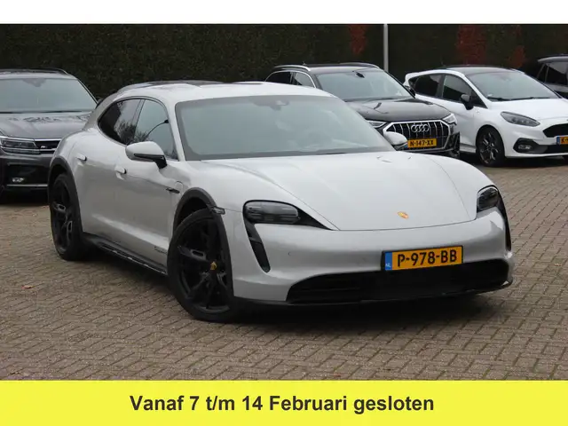 Porsche Taycan Cross Turismo 4 93 kWh / 360Camera / Luchtvering /