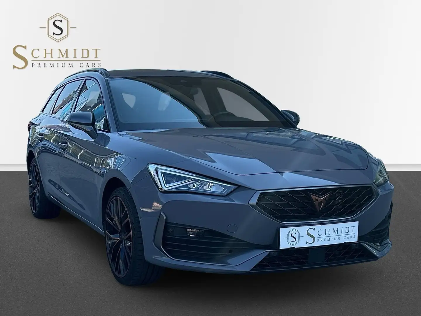 CUPRA Leon Sportstourer e-Hybrid Grau - 2