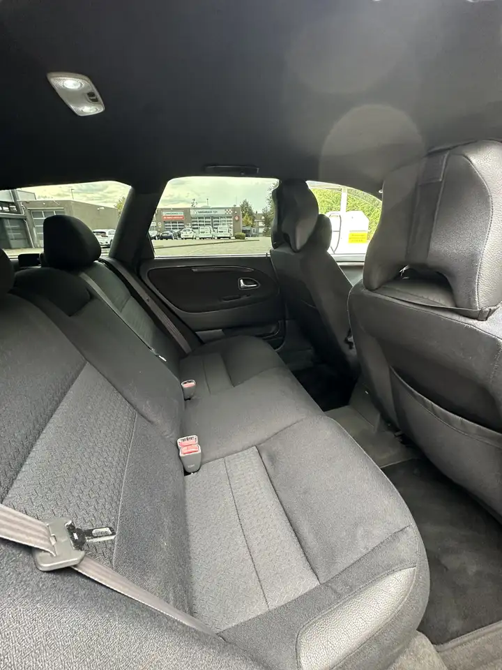 Volvo V40 2.0 T Dynamic, foto 12