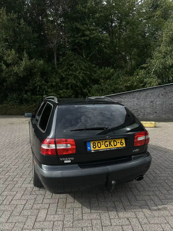 Volvo V40 2.0 T Dynamic, foto 4