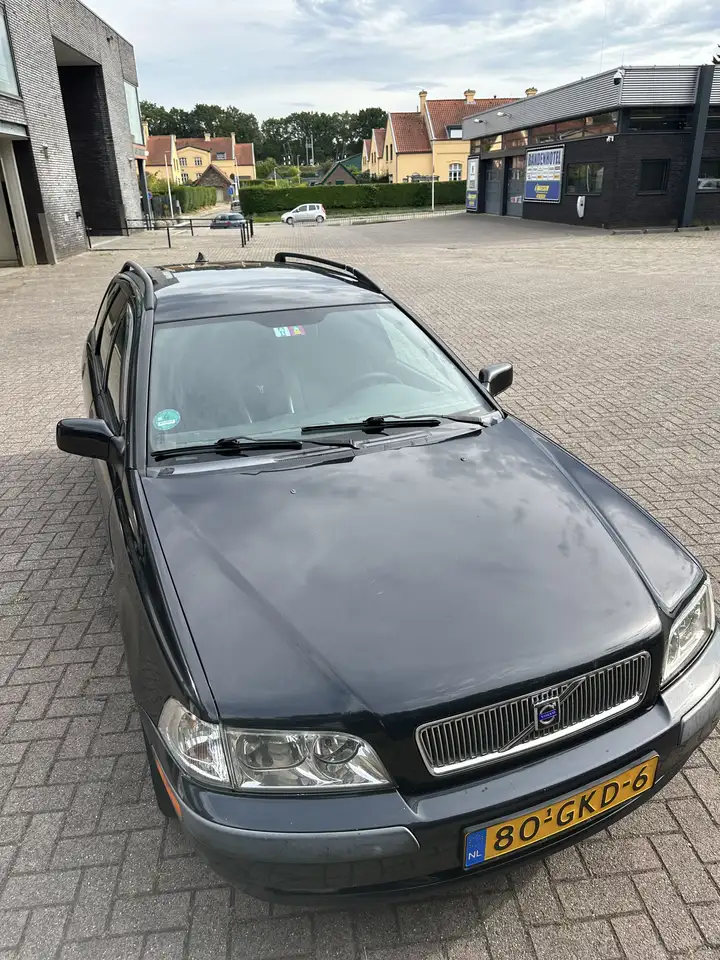 Volvo V40 2.0 T Dynamic, foto 7