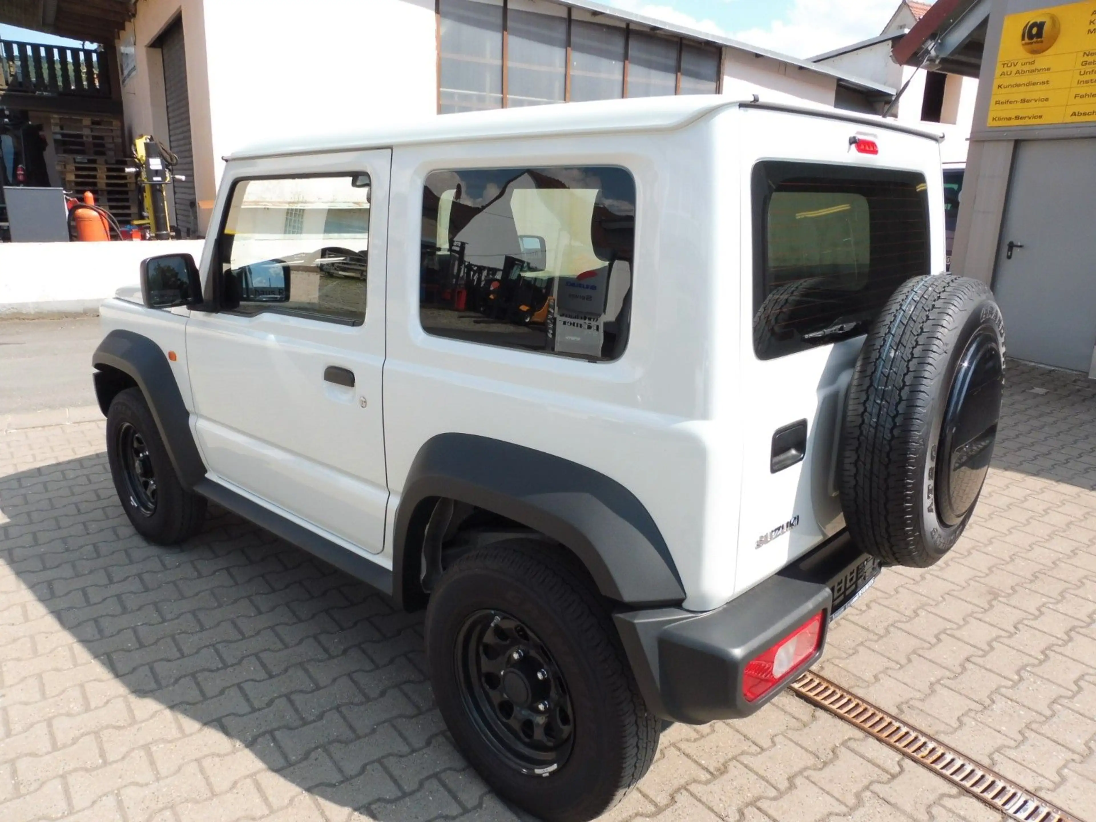 Suzuki Jimny Comfort AllGrip NFZ — photo 3