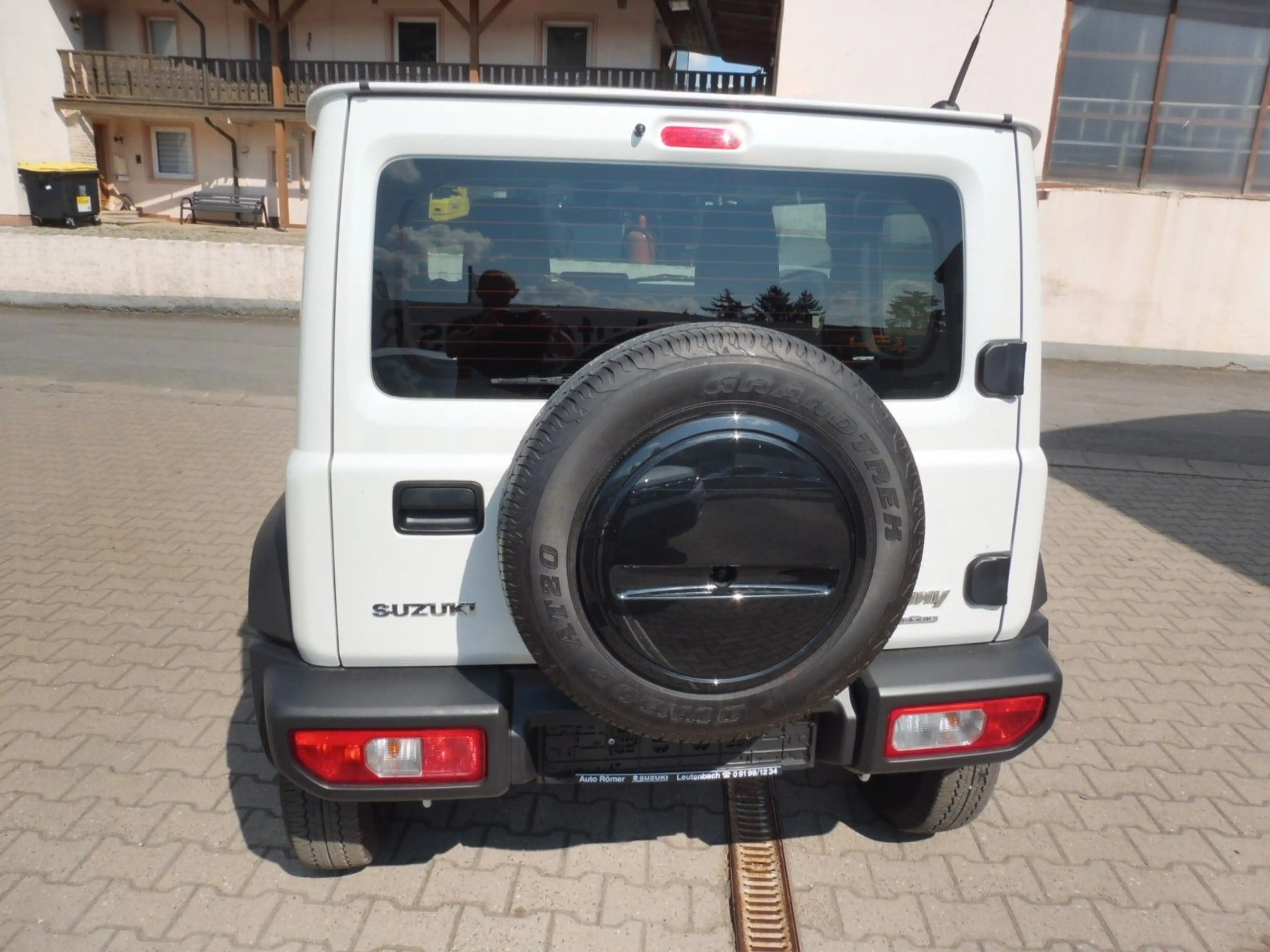 Suzuki Jimny Comfort AllGrip NFZ — photo 4