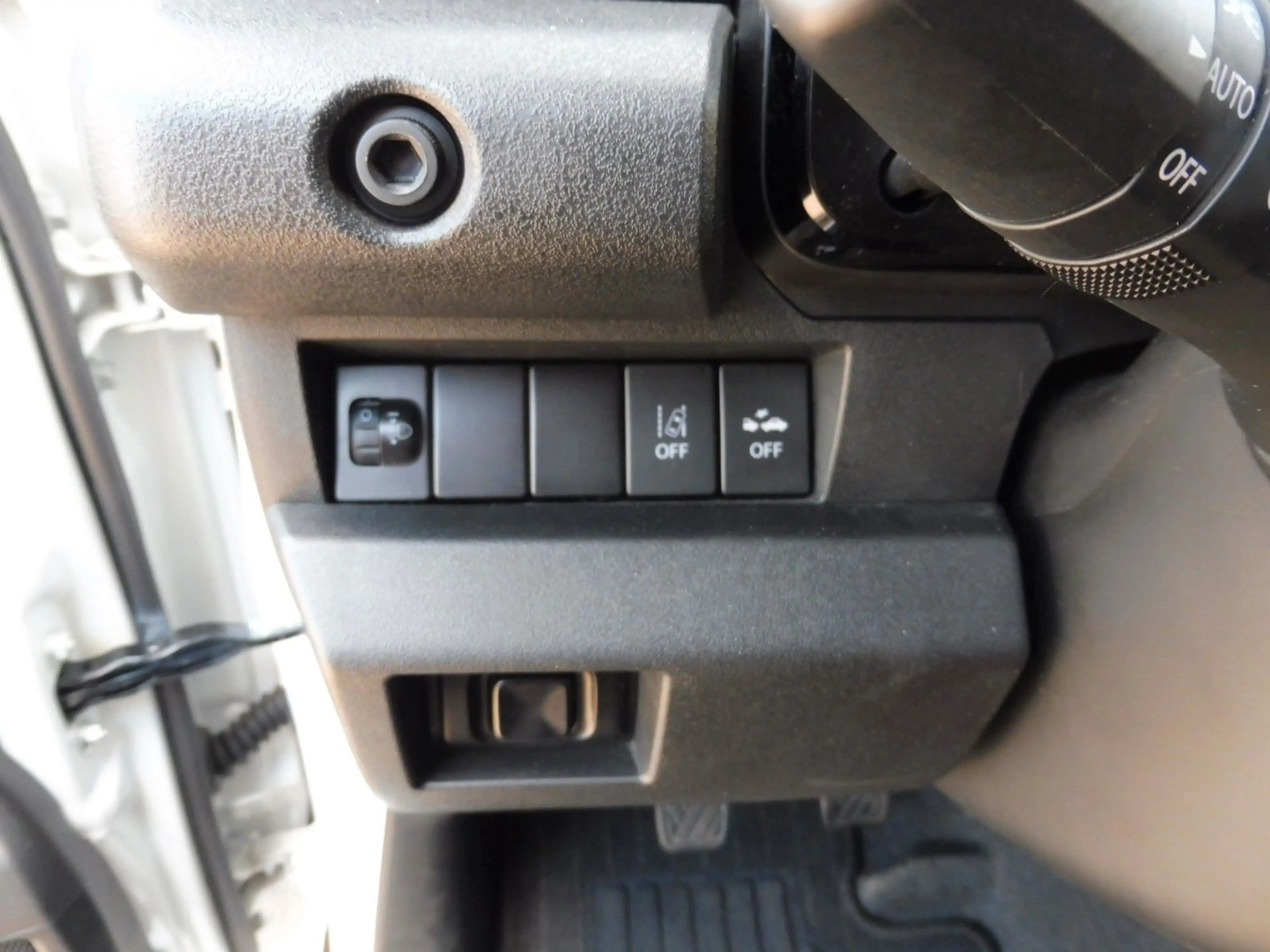 Suzuki Jimny Comfort AllGrip NFZ — photo 16