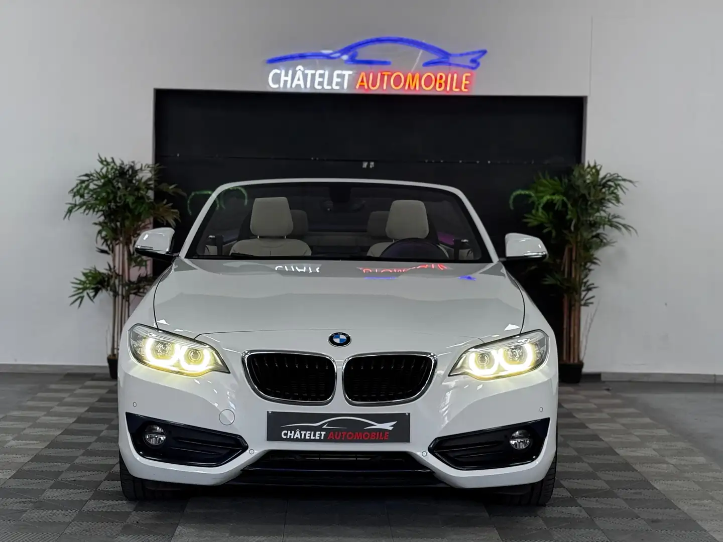 BMW 218 Cabrio//CUIR//LED//VOLANT CHAUFFANT//GARANTIE Blanc - 2