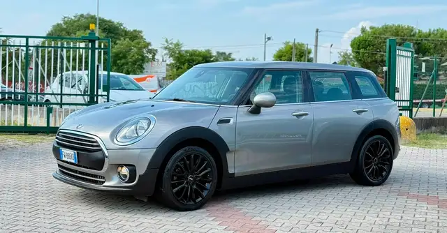 MINI One D Clubman 1.5 Hype auto