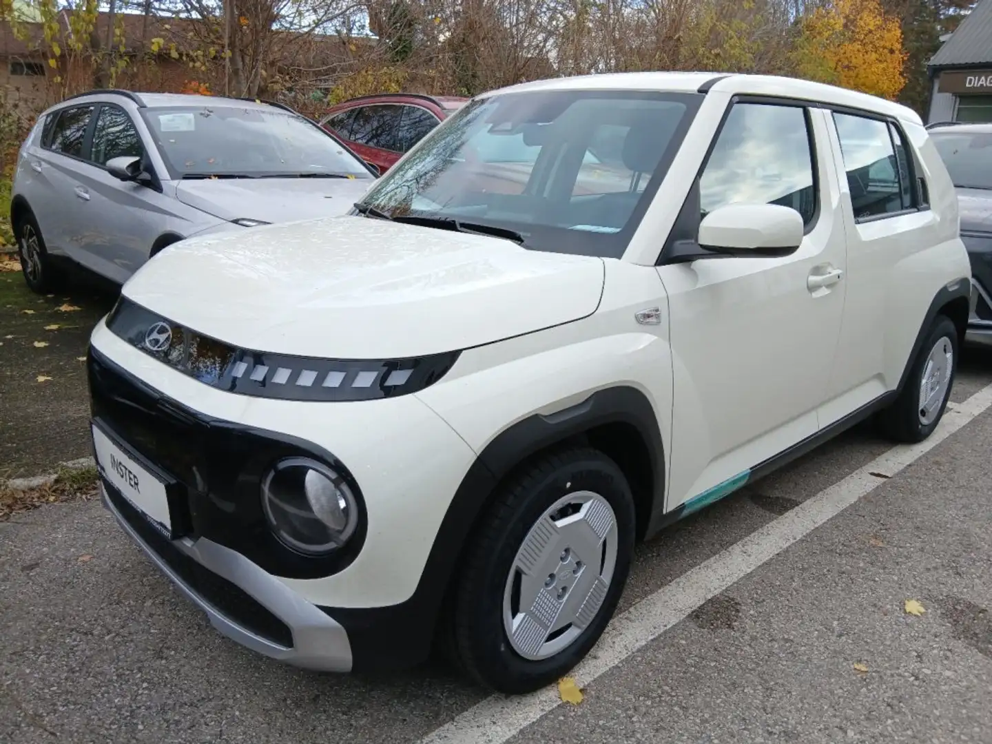 Hyundai Inster Smart Line 49kWh r5s42-P1-O1 Weiß - 1