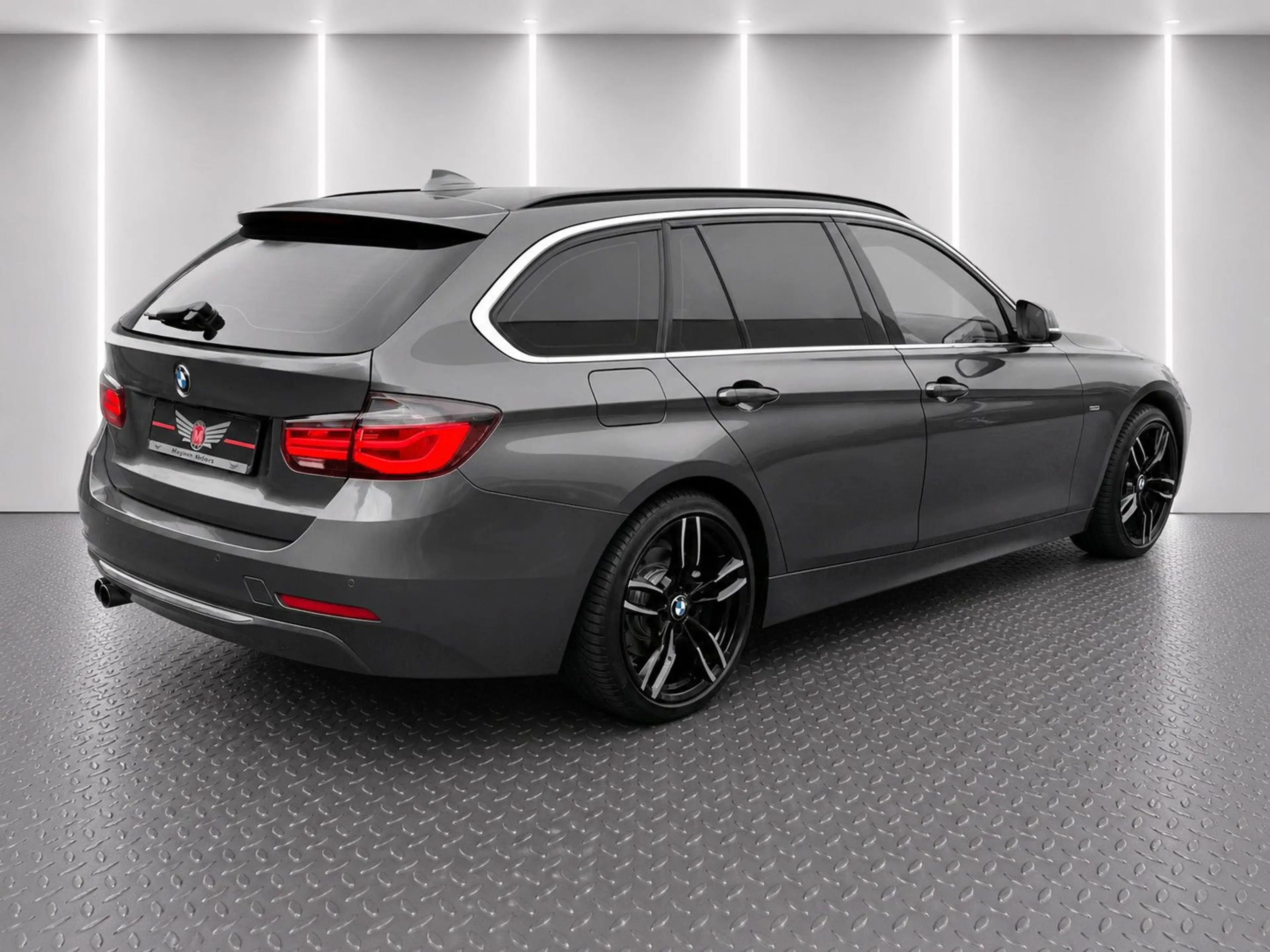 BMW 328 i Touring*Pano*HeadUp*Leder*Navi*LED — photo 5
