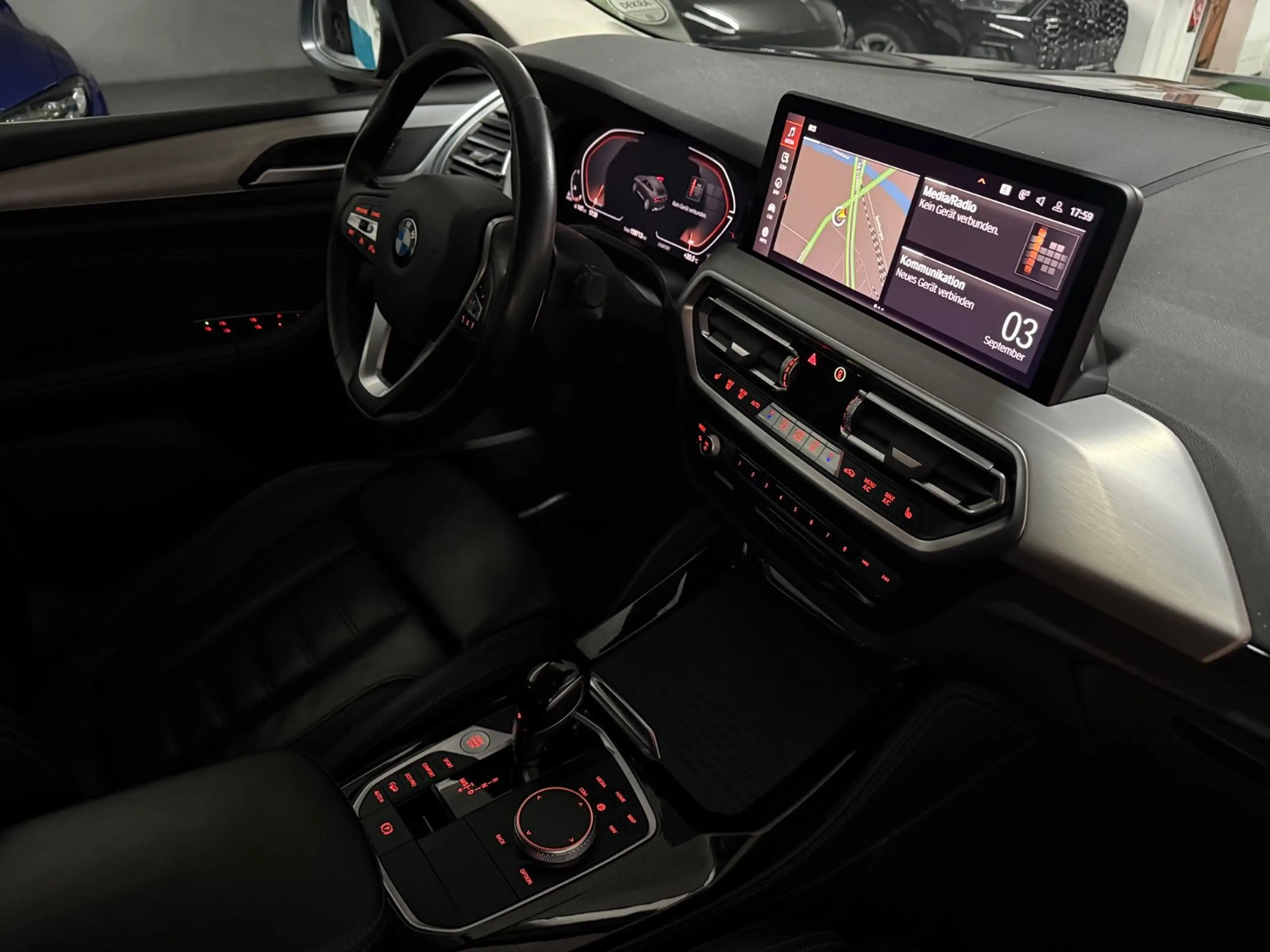 BMW X4 xDrive 20 d AppCar Assist Voll Service 1Hand — photo 11