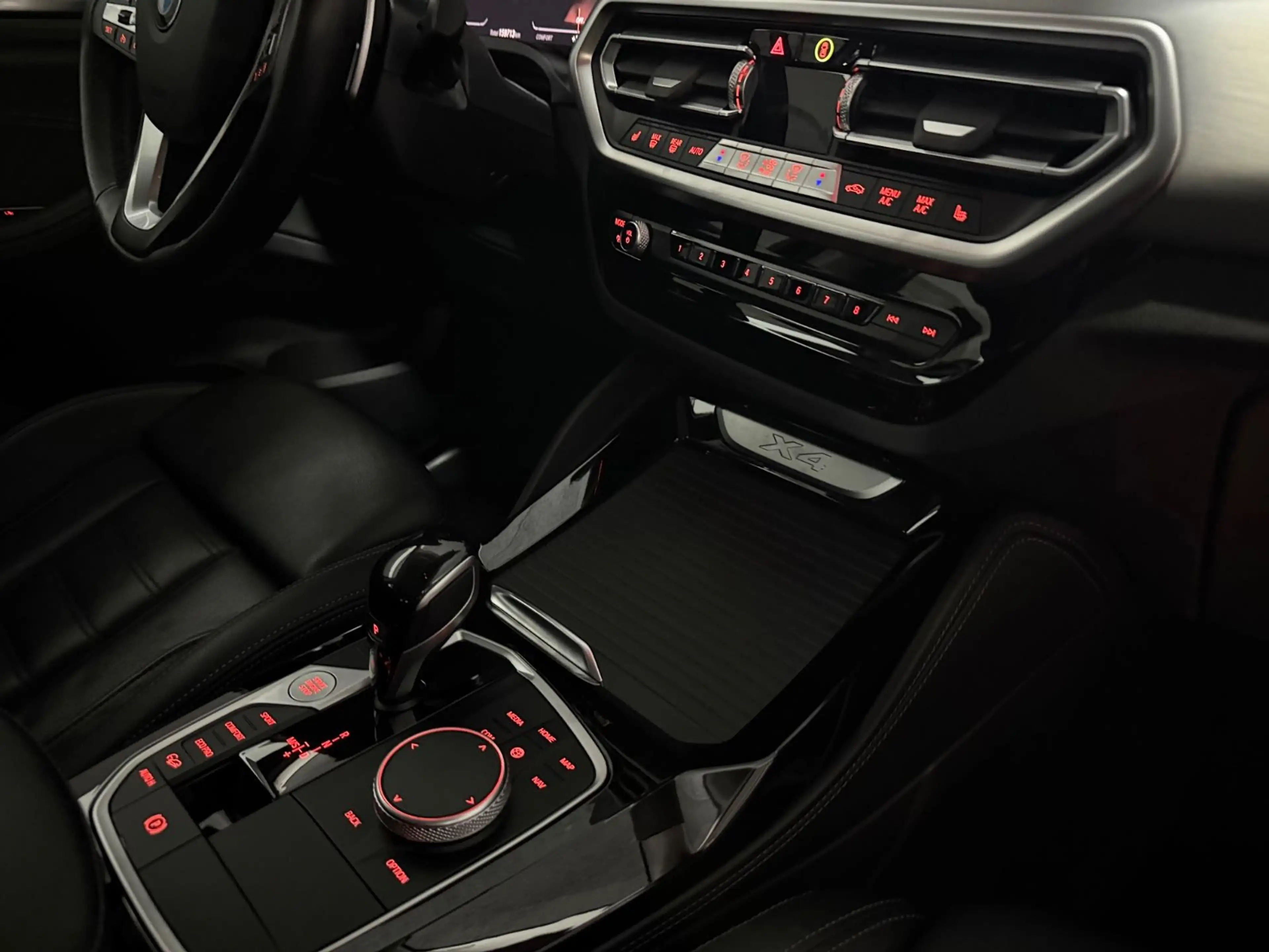 BMW X4 xDrive 20 d AppCar Assist Voll Service 1Hand — photo 12