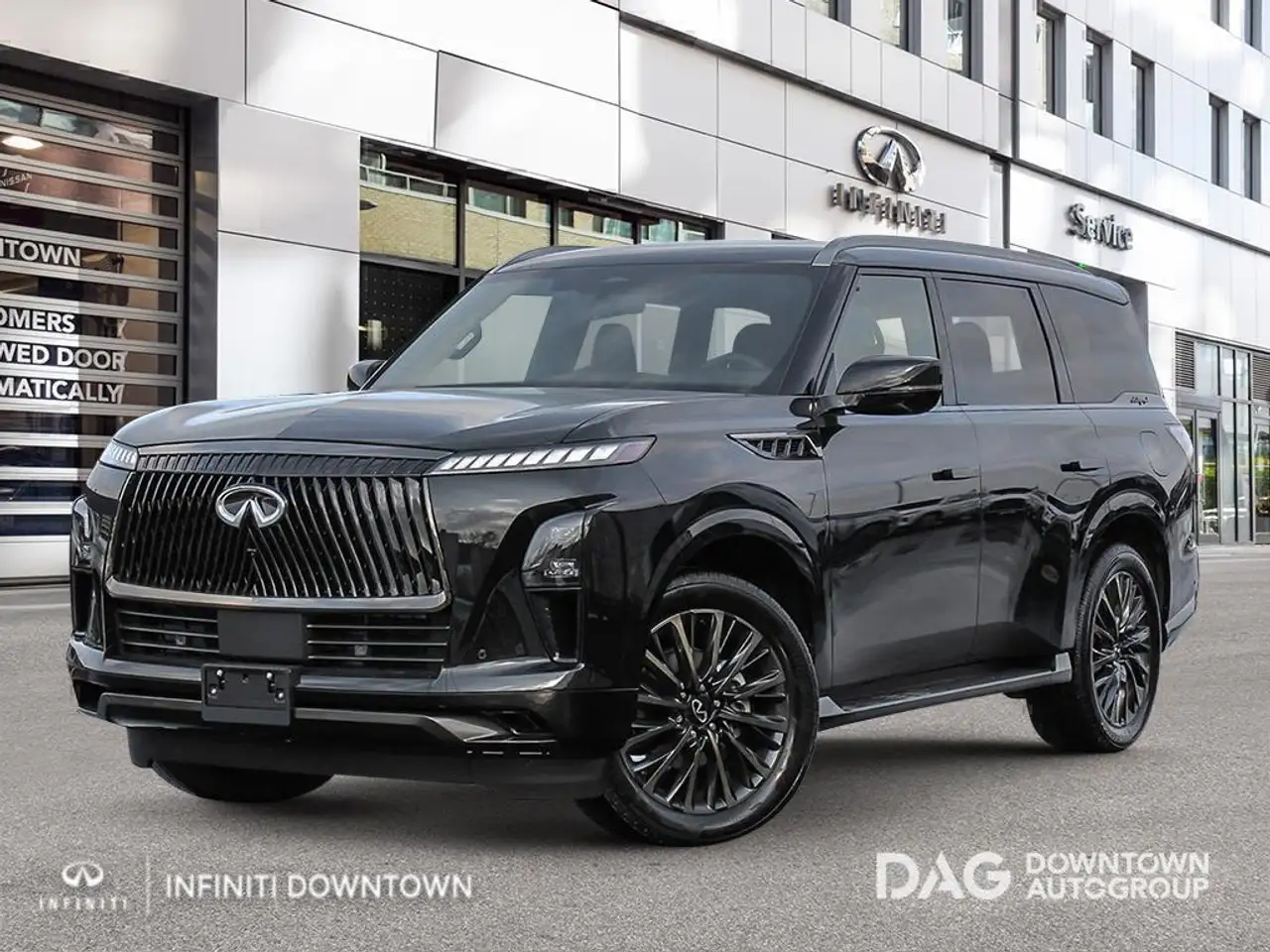 Infiniti QX80 снимка Infiniti QX80