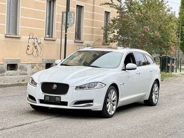 Sportbrake 3.0 D V6 24V Bi-turbo 275cv aut.8 S Premium Luxury KM CERTIFICATI JAGUAR-TETTO APRIBILE-HI FI MERIDIAN-KEYLESS