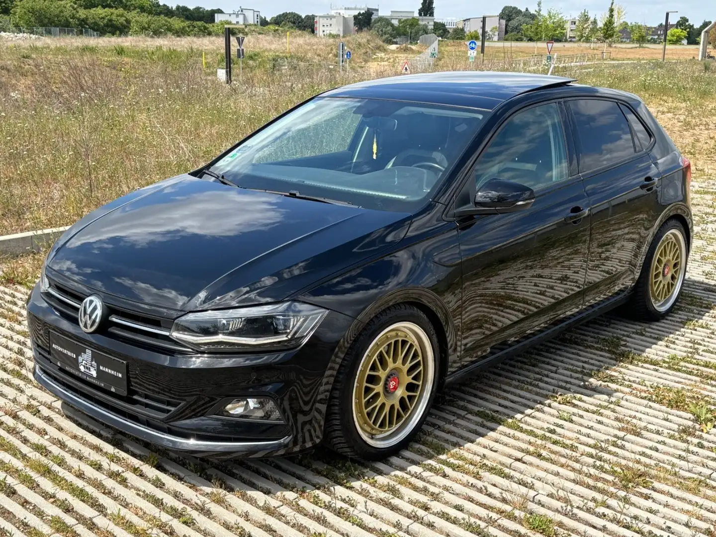 Volkswagen Polo VI Highline LED/ACC/KAMERA/VIRTUAL/CARPLAY Zwart - 1