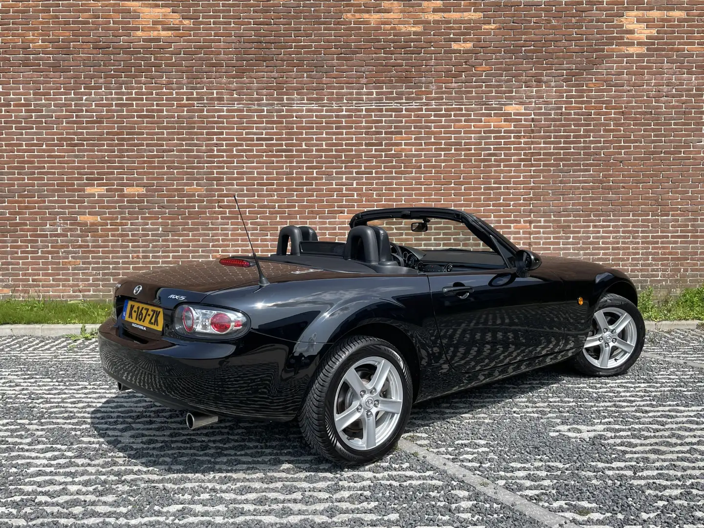 Mazda MX-5 1.8 Executive | LEDER | BOSE AUDIO | CLIMA Noir - 2