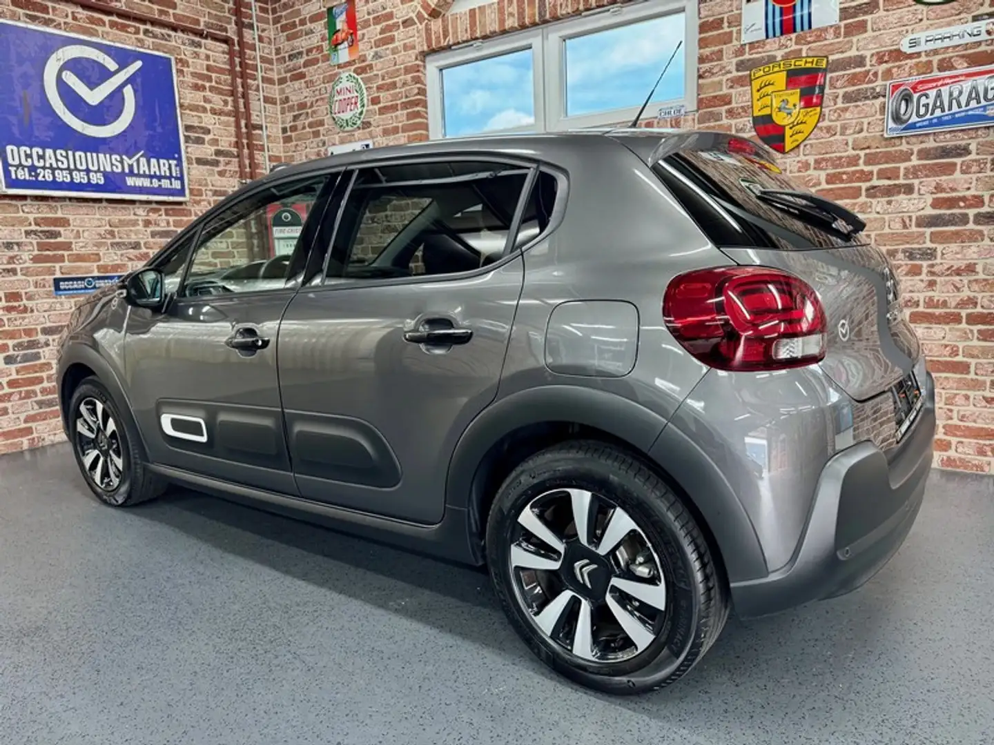 Citroen C3 C3 1.2 110cv MAX Navi/ALU17/Cam/ClimA/aCarPlay Gris - 2