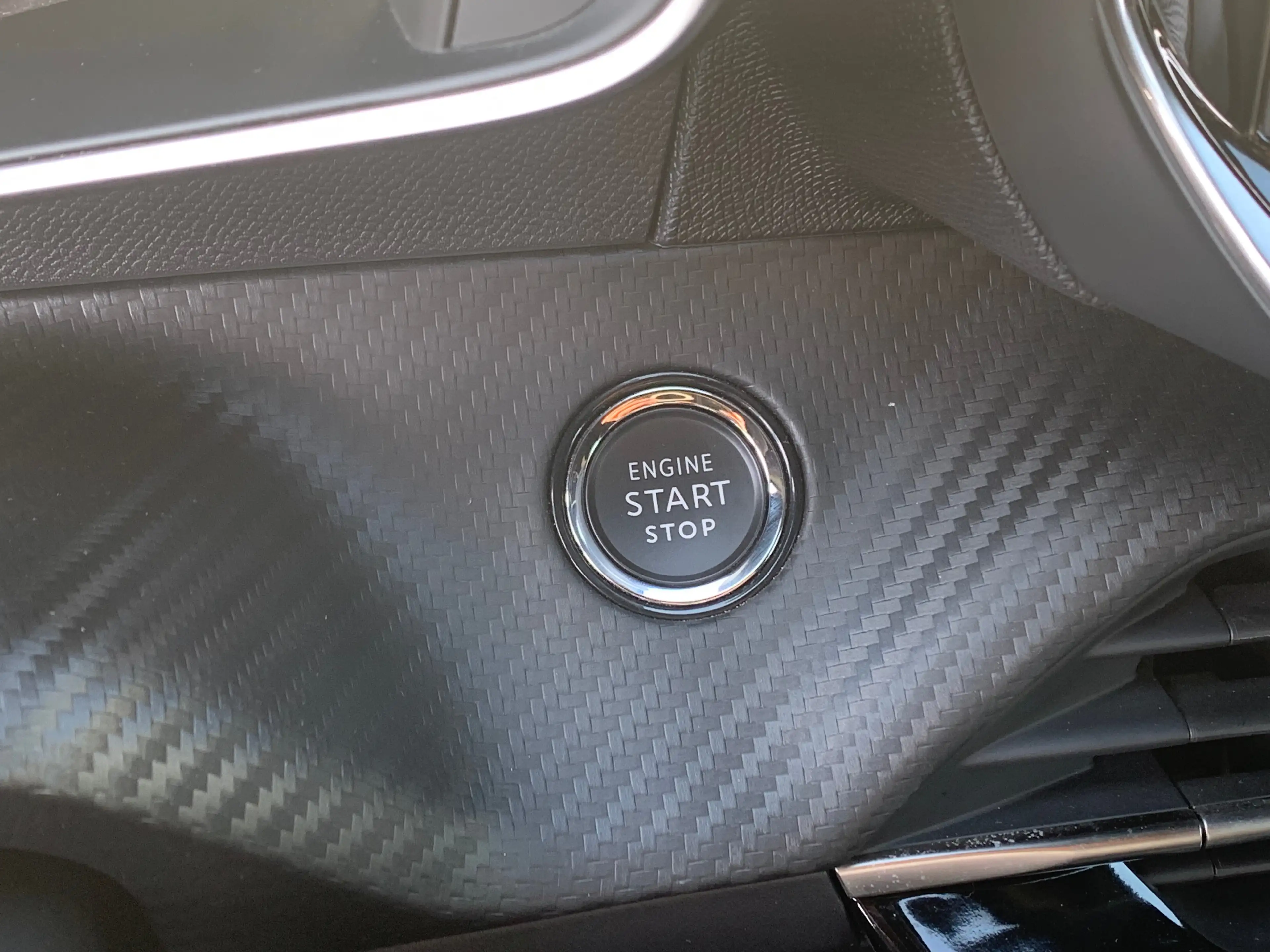 Peugeot e-2008 EV GT 50 kWh SOH 94% | Airco | Camera | Cruise Con — photo 17