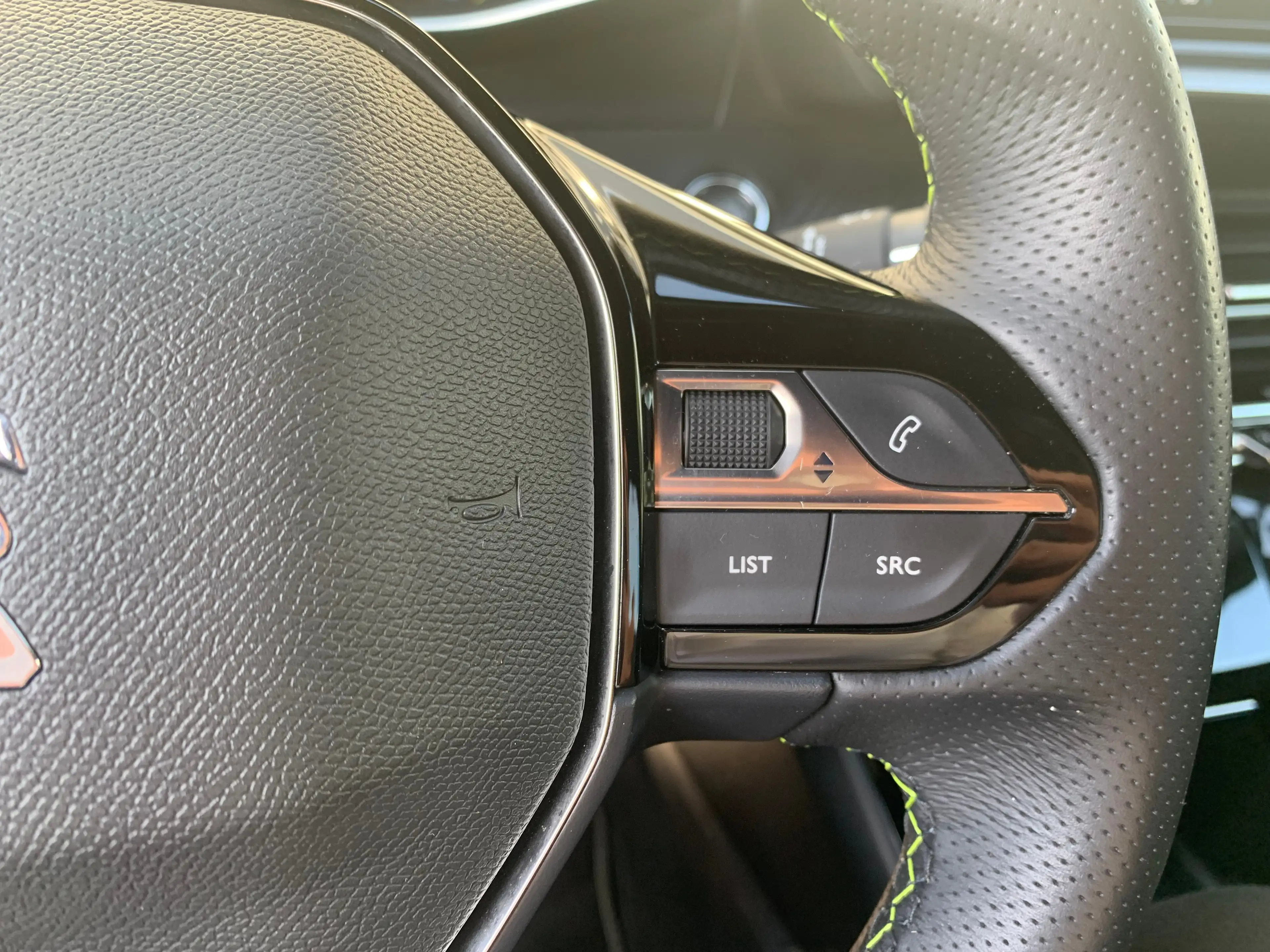Peugeot e-2008 EV GT 50 kWh SOH 94% | Airco | Camera | Cruise Con — photo 14
