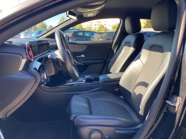 Mercedes-Benz A-Class view 9