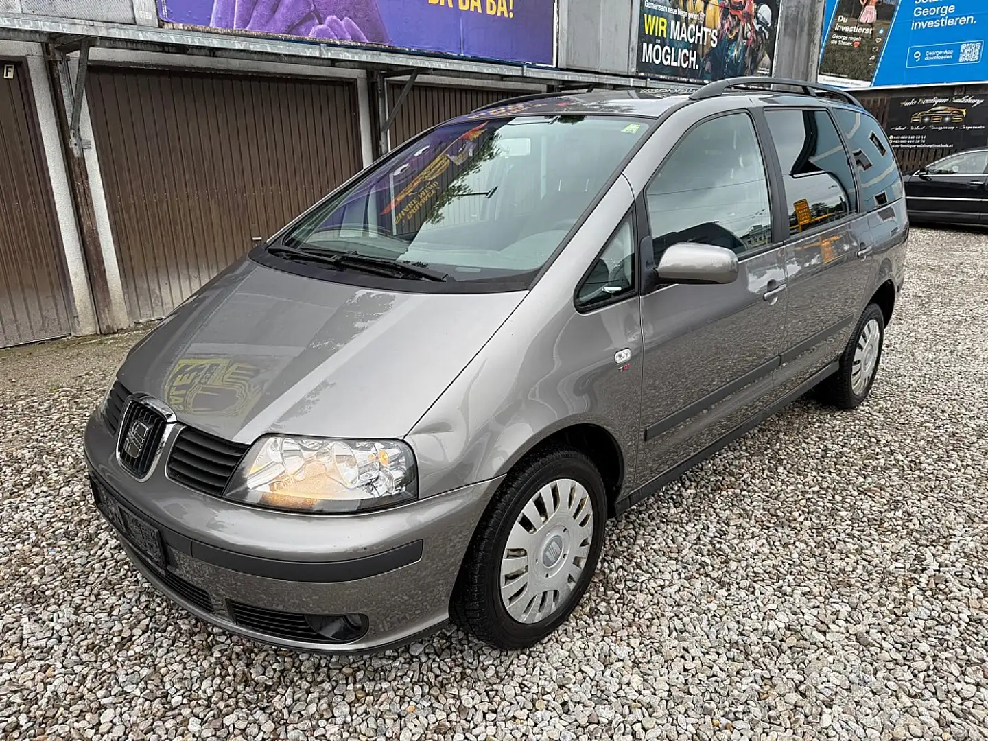 SEAT Alhambra family Ecomotive 2,0 TDI PD DPF Grau - 1