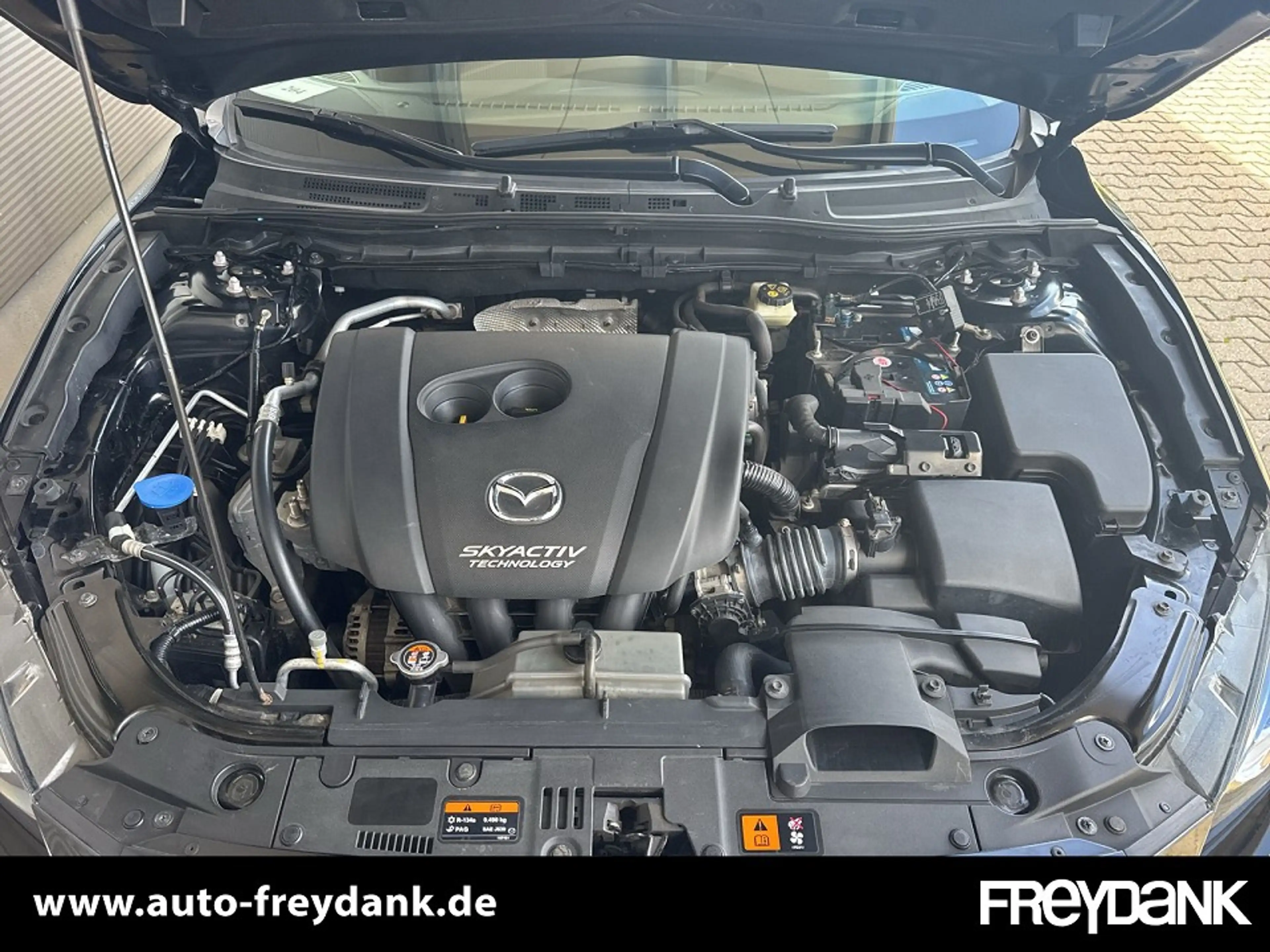 Mazda 3 SKYACTIV-G 120 88 kW (120 PS) CENTERLINE,Touringpa — photo 8