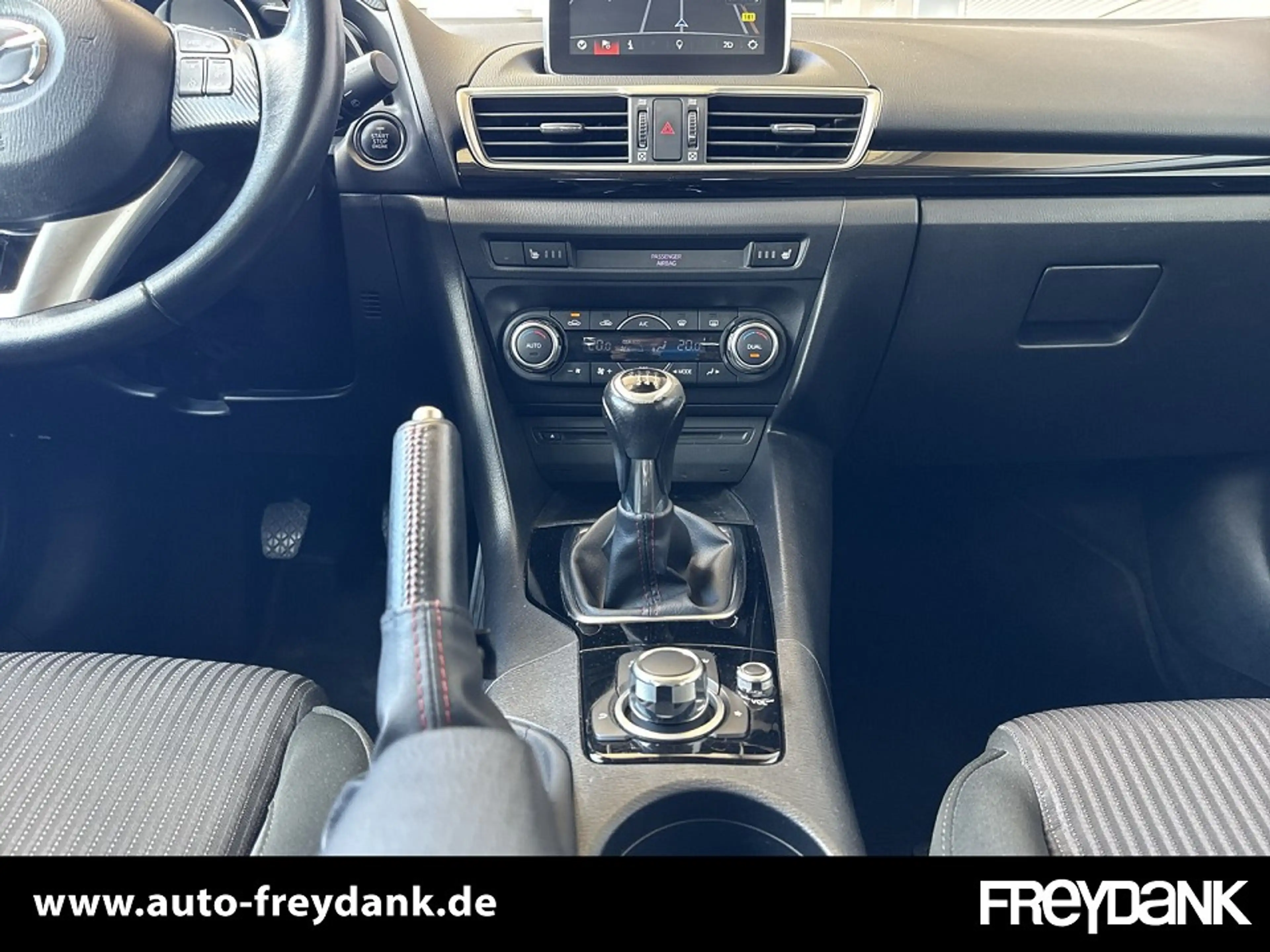 Mazda 3 SKYACTIV-G 120 88 kW (120 PS) CENTERLINE,Touringpa — photo 13