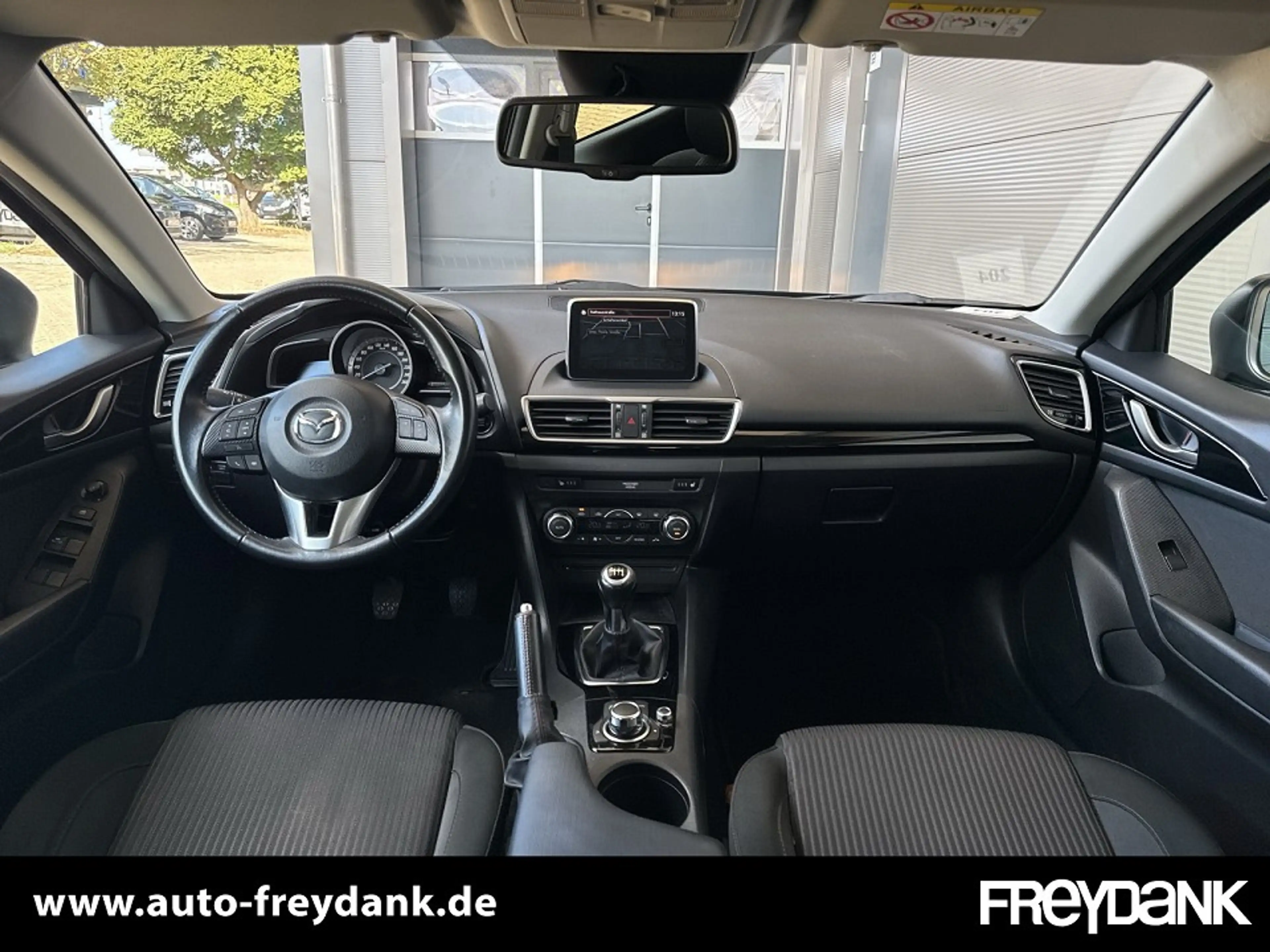 Mazda 3 SKYACTIV-G 120 88 kW (120 PS) CENTERLINE,Touringpa — photo 12