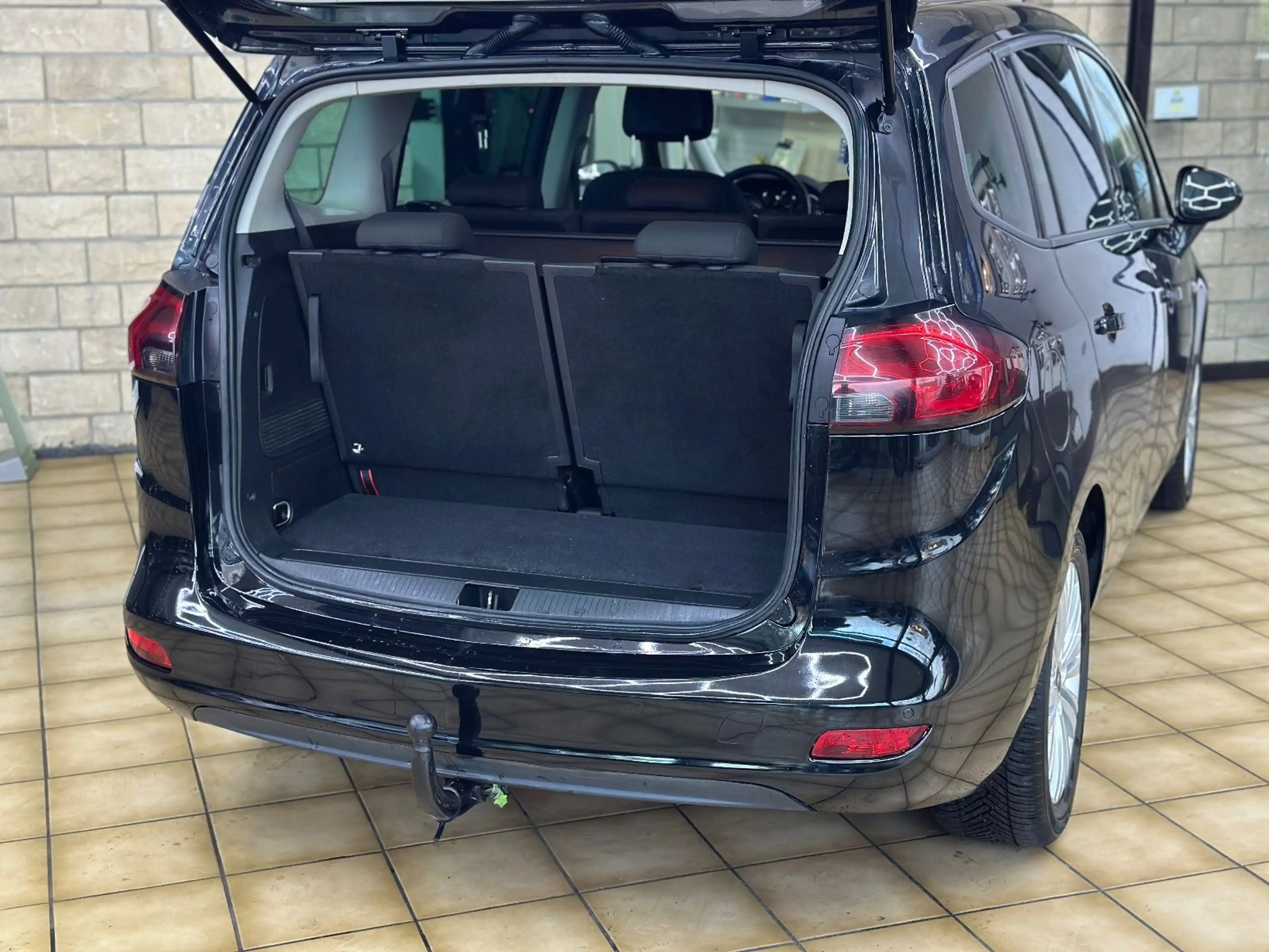 Opel Zafira C Tourer Edition*HU/AU*AHK*TEMP*KLIMA*NAV — photo 8