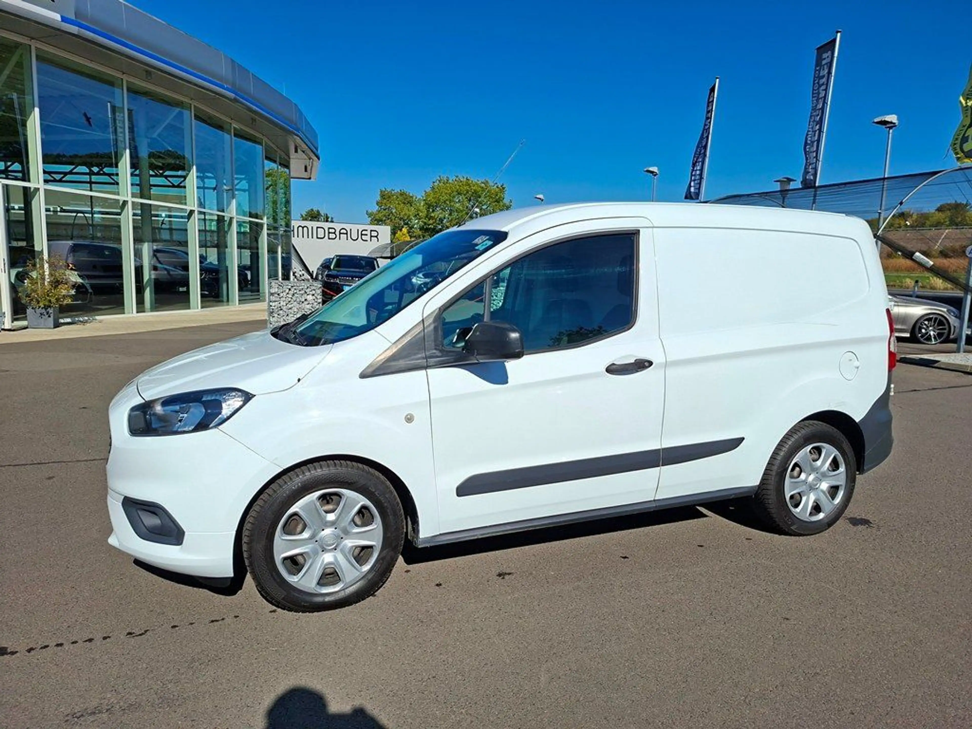 Ford Transit Courier 1.0 EcoBoost — photo 6