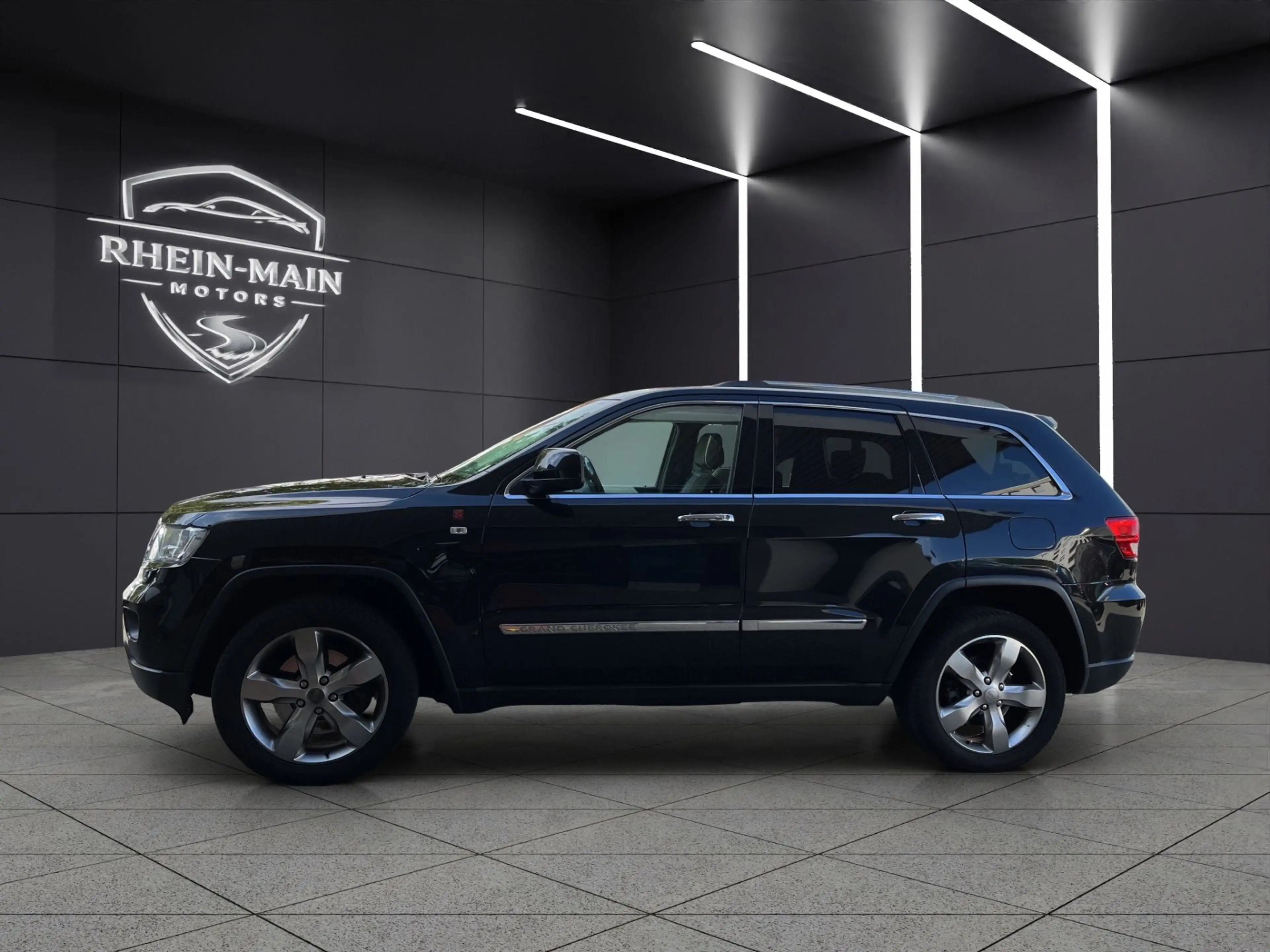 Jeep Grand Cherokee 3.0 CRD Overland 1 Jahr Garantie — photo 3