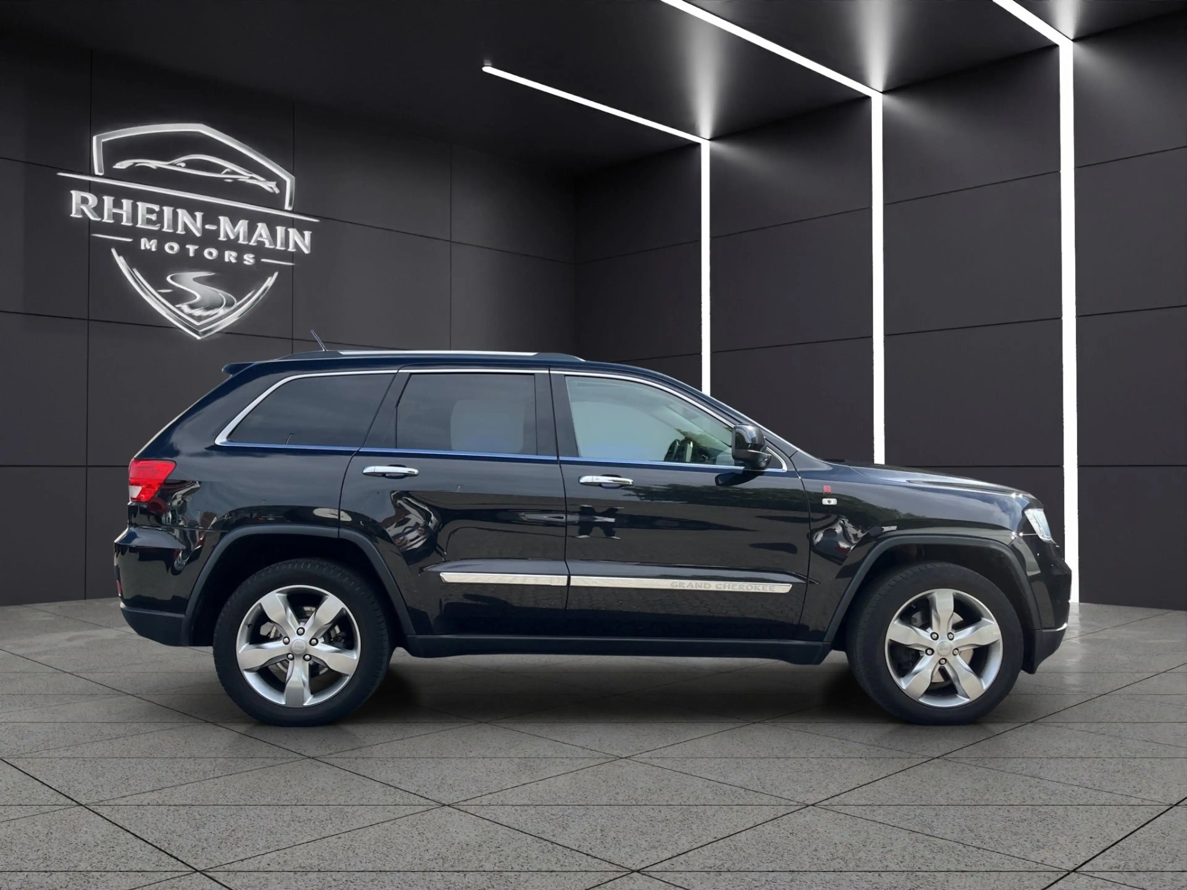 Jeep Grand Cherokee 3.0 CRD Overland 1 Jahr Garantie — photo 7