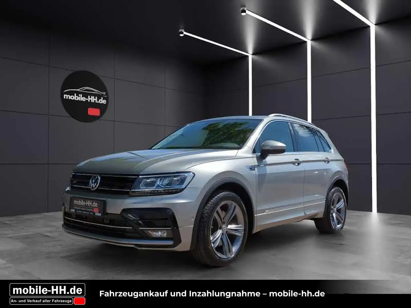 Volkswagen Tiguan Highline*LED*PANO*AHK*ACC*R-LINE* Plateado - 1