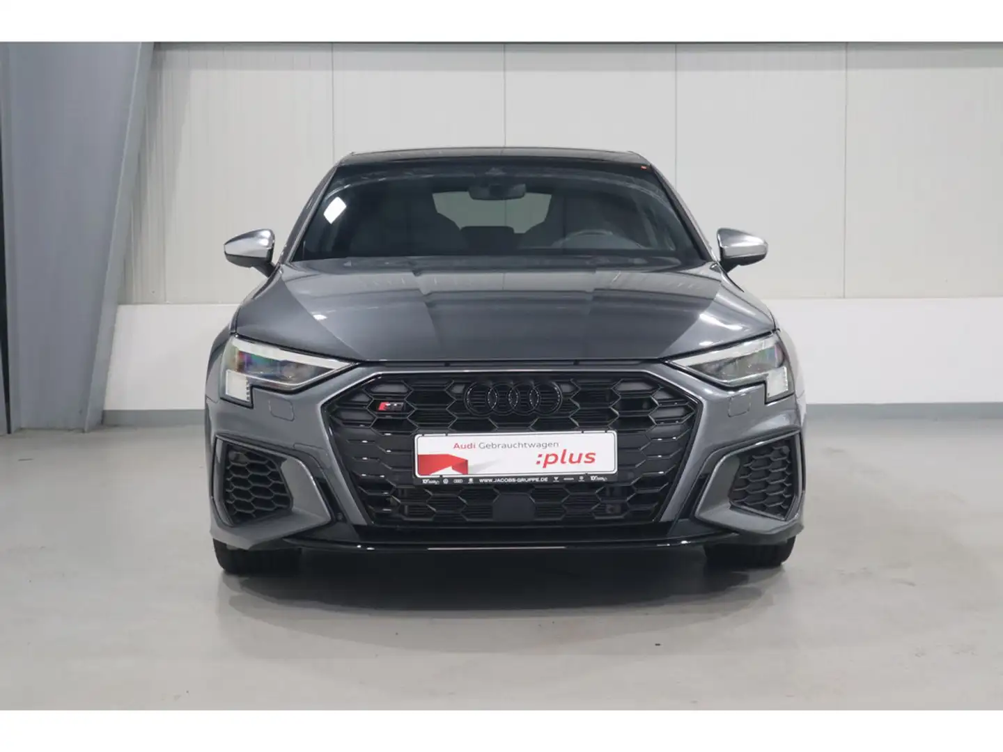 Audi S3 Sportback 2.0 TFSI quattro B&O*Pano*Matrix * Grau - 2