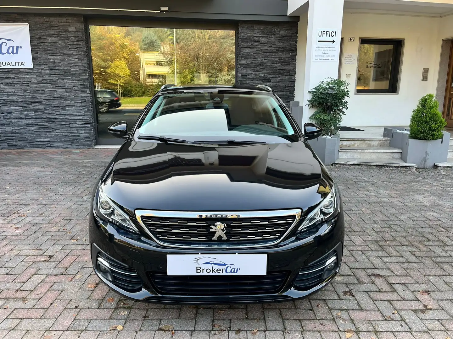 Peugeot 308 308 II 2018 SW SW 1.5 bluehdi Gt Line s Schwarz - 2