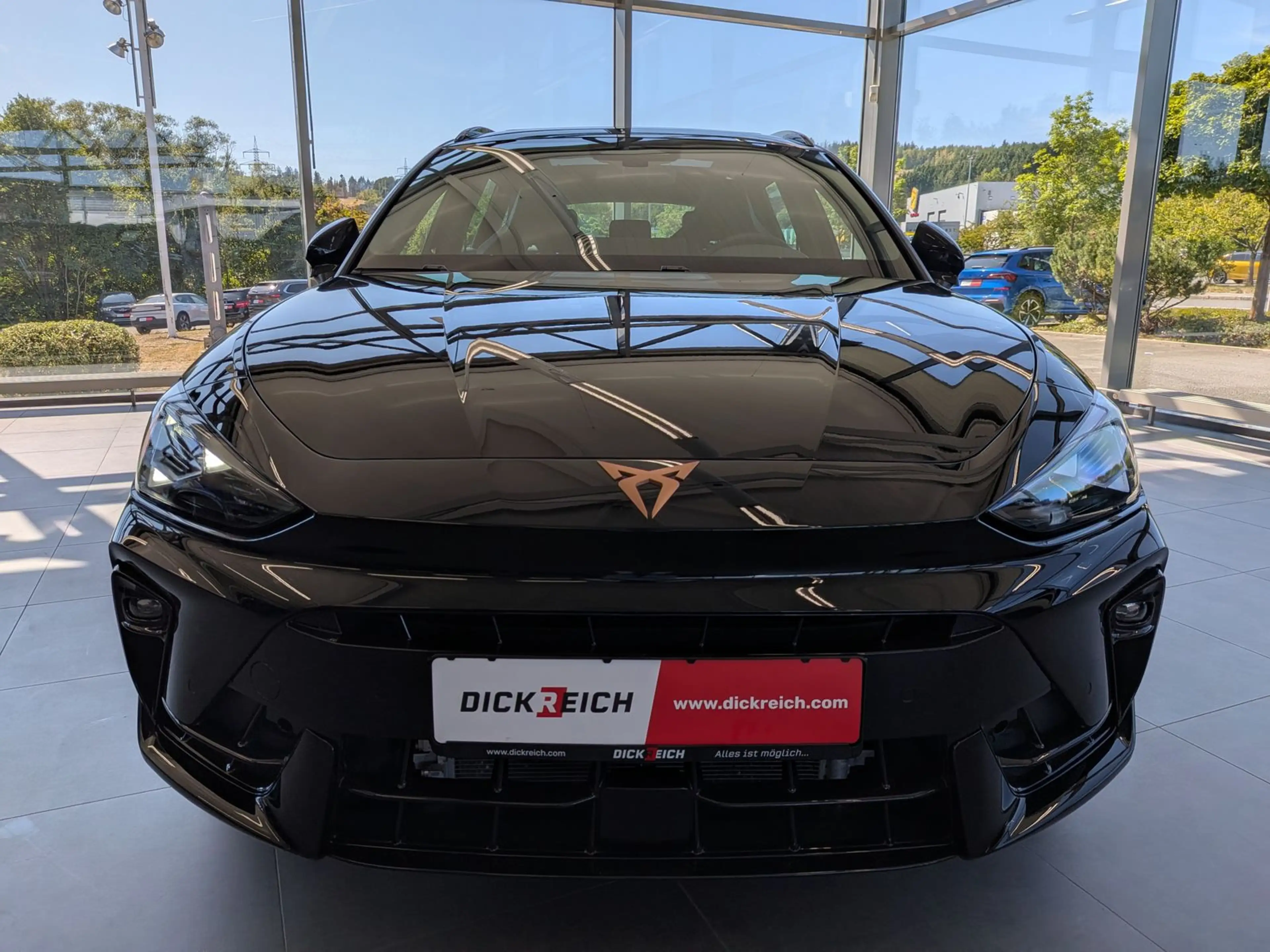 CUPRA Leon 1.5 eTSI Dynamic-Edge-Paket Pano Cam AHK 18 — photo 3