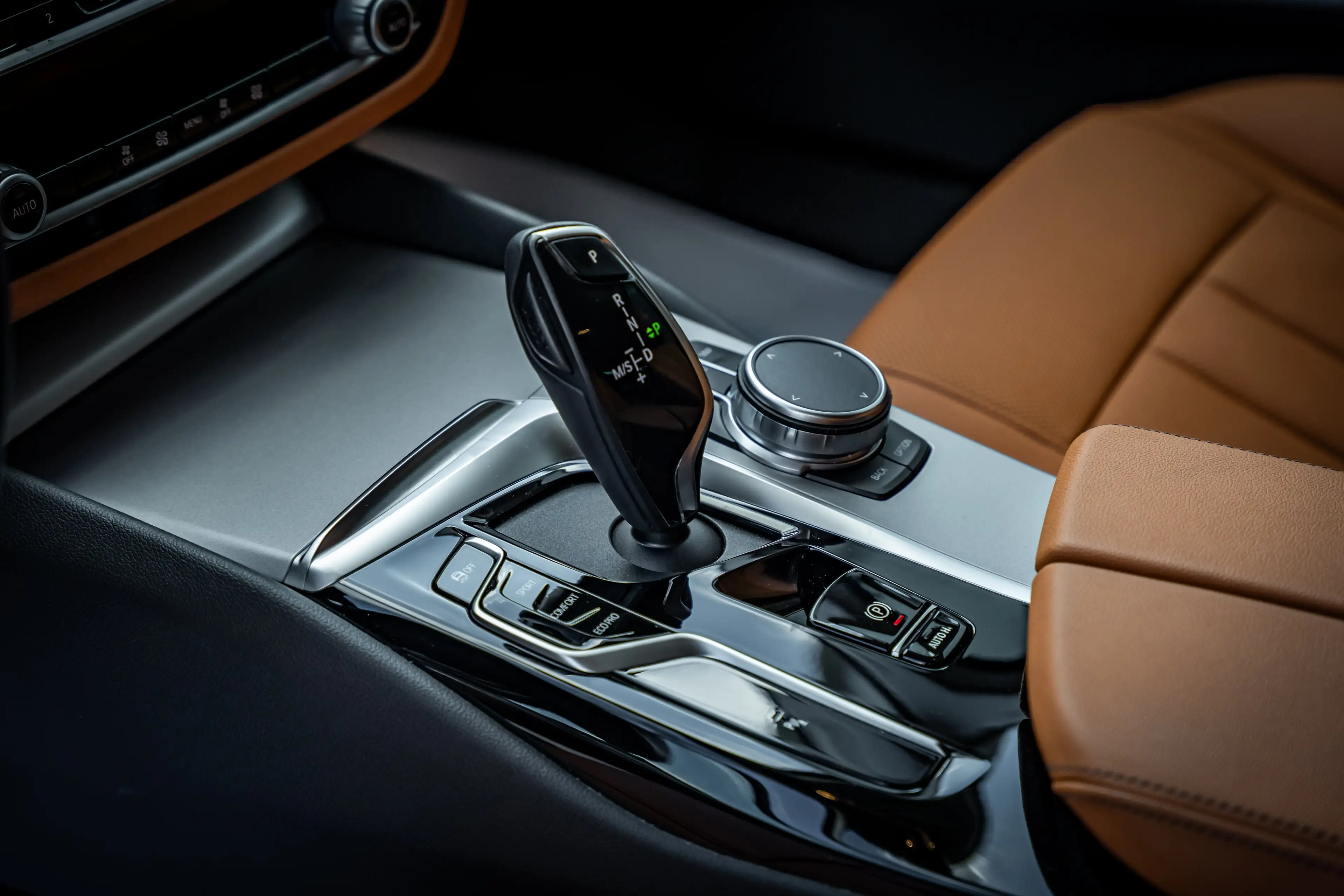 BMW 518 M-PACKLOOK — photo 9