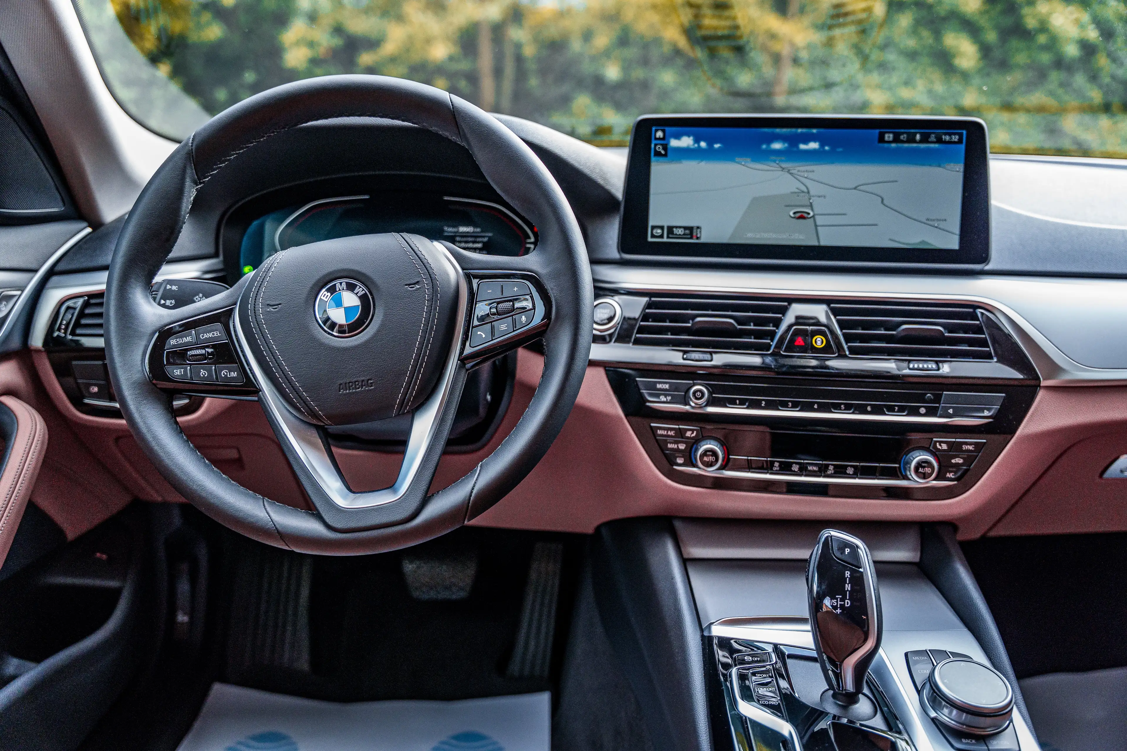 BMW 518 M-PACKLOOK — photo 11