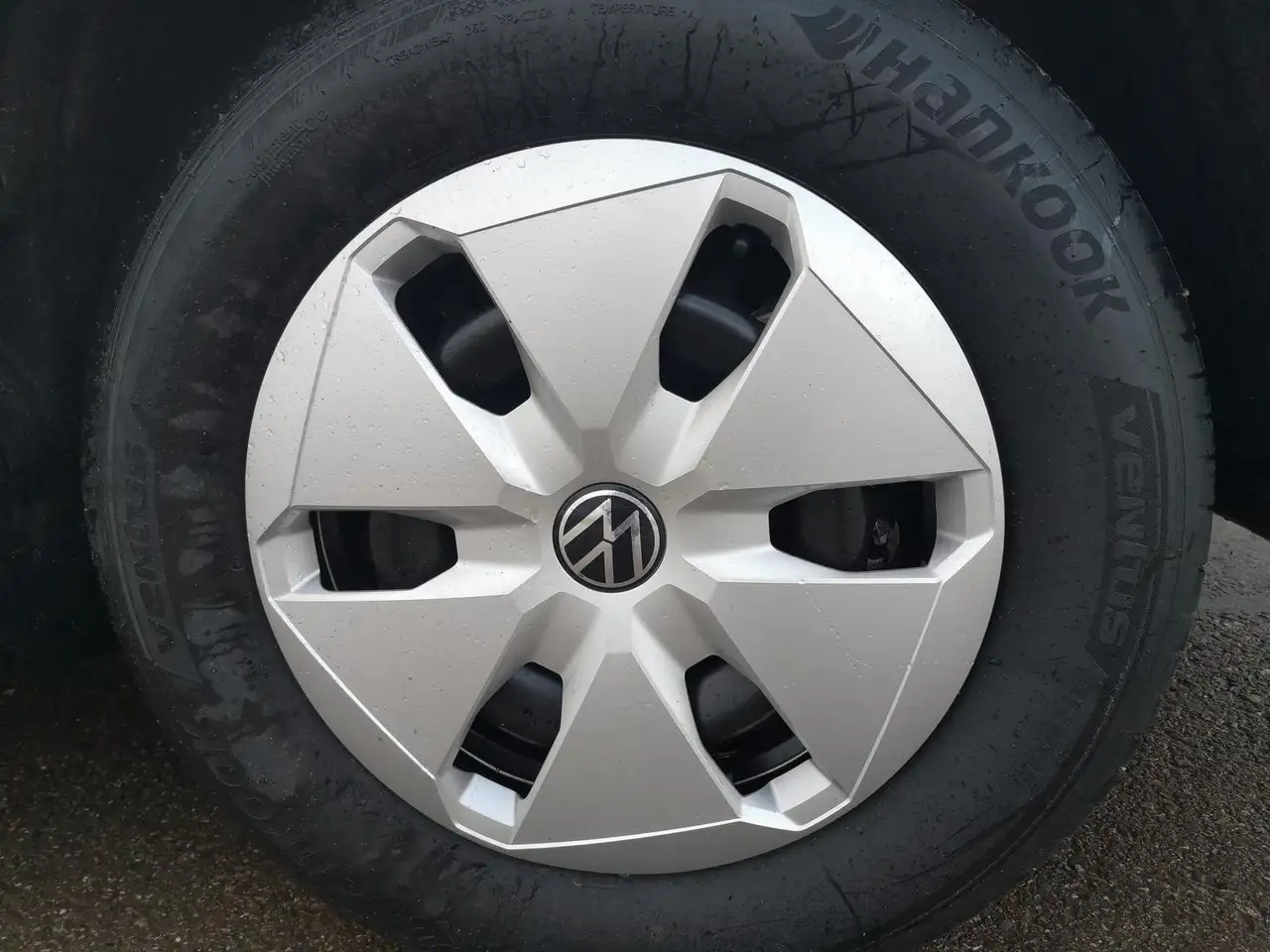 Volkswagen T7 Multivan 2.0 TDI LÜ Lite 5 Sitzer 110 kW (150 PS), Autom... — photo 1 of 7